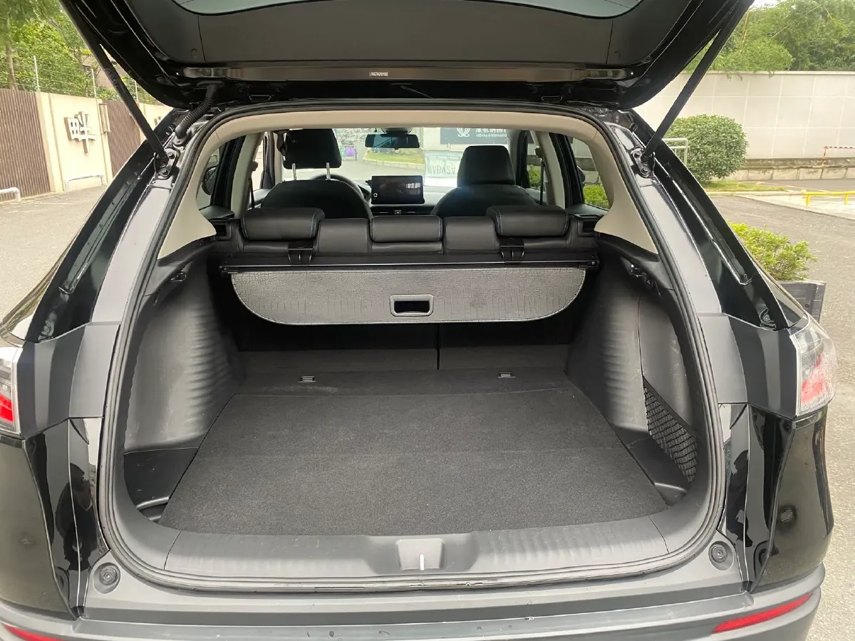 2023 Honda HR-V 1.5T 182HP L4 CVT,autocango,china used car exporter,china ev exporter,chinese used car exporter,chinese used ev exporter