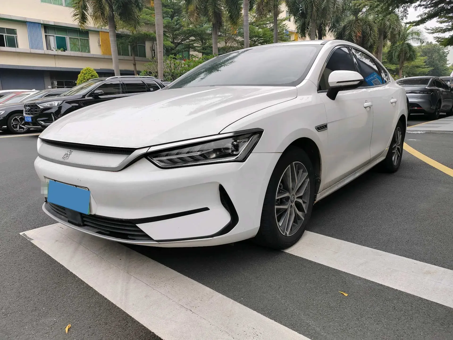 2021 BYD QIN view 1