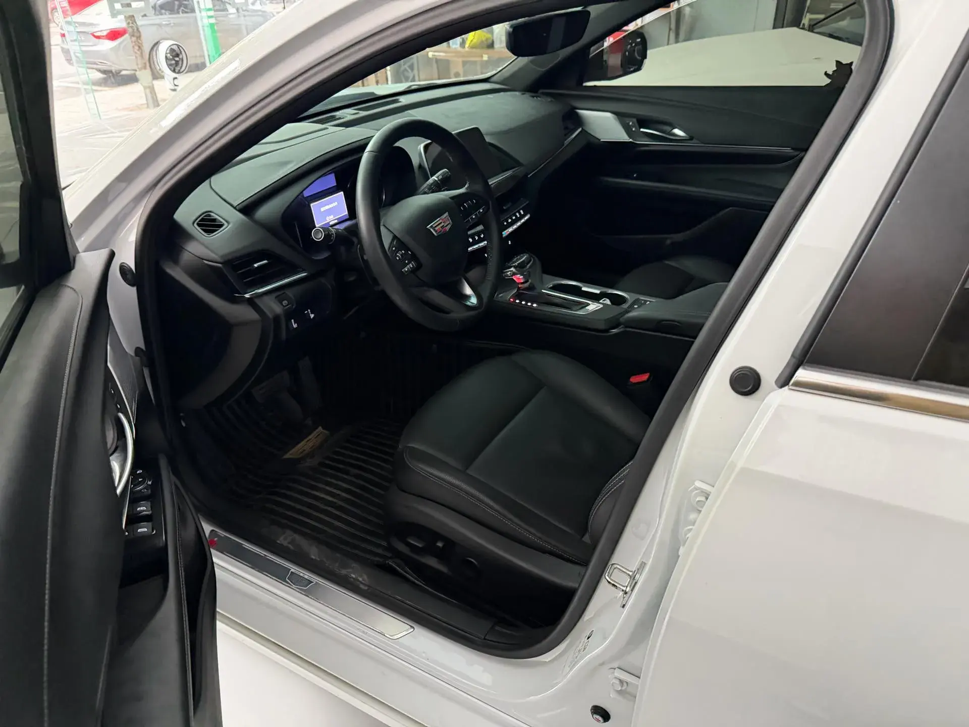 2021 CADILLAC CT4 thumbnail 4