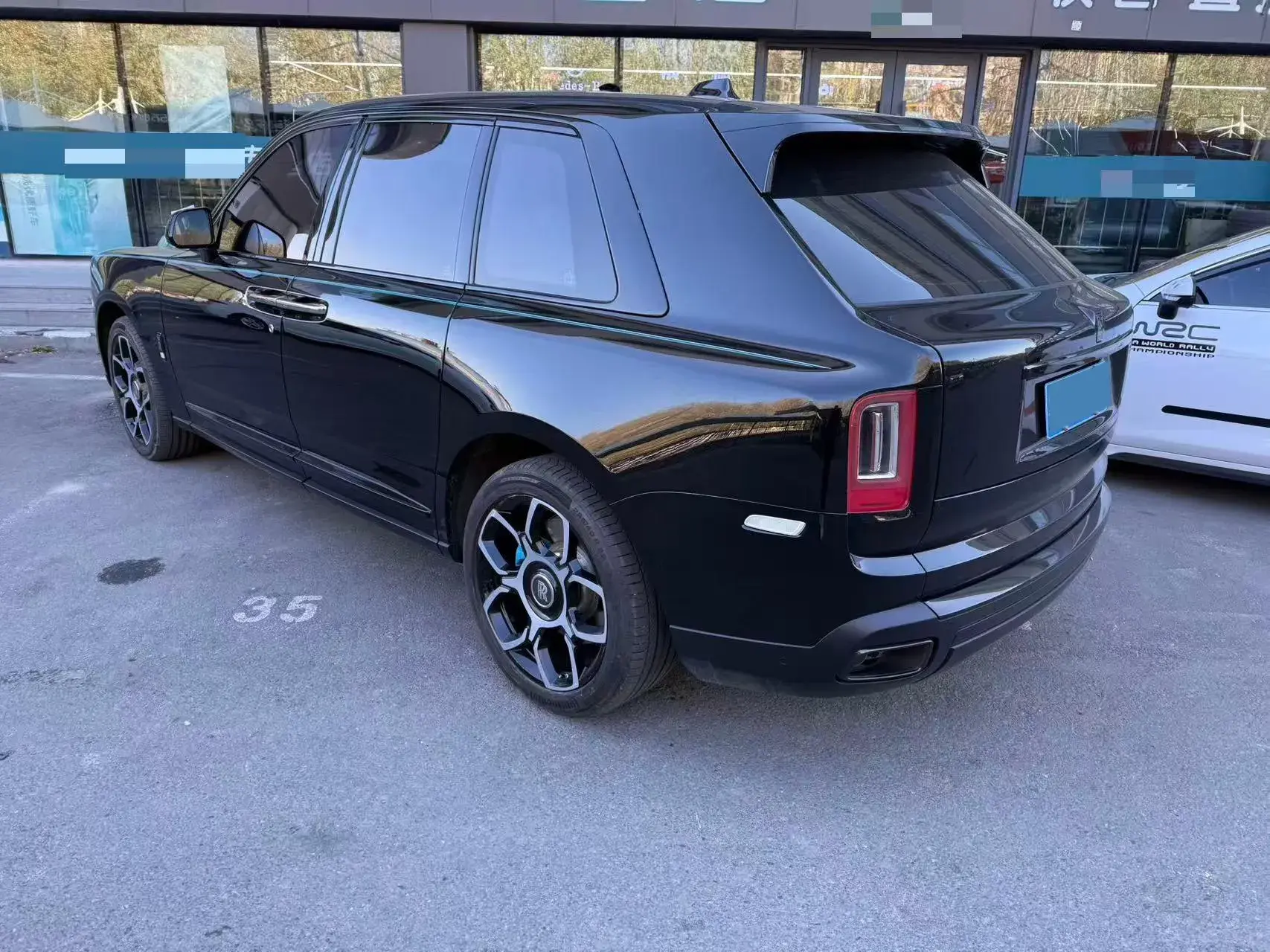 2020 ROLLS-ROYCE CULLINAN thumbnail 3