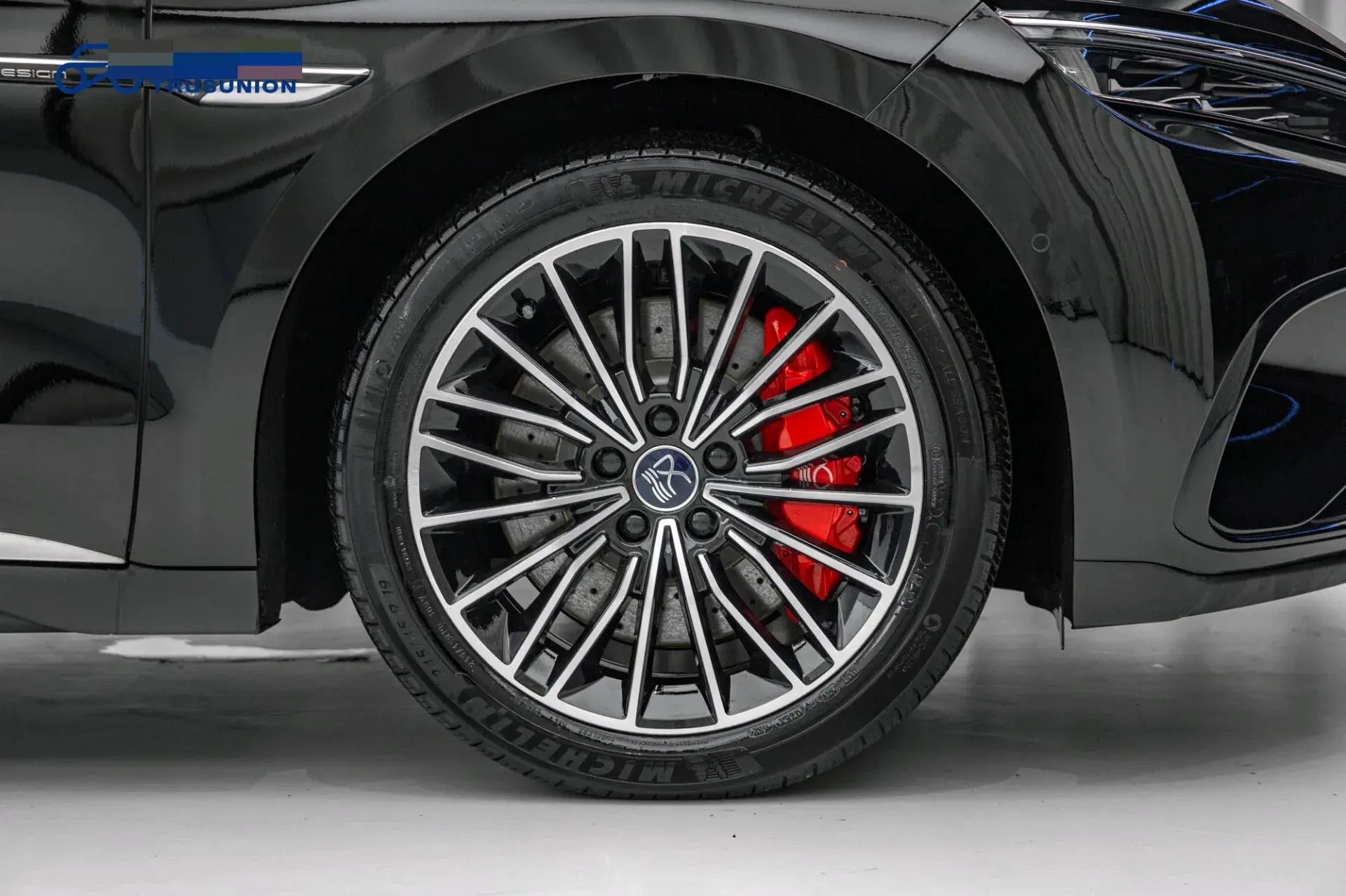 2025 BYD HAN thumbnail 4