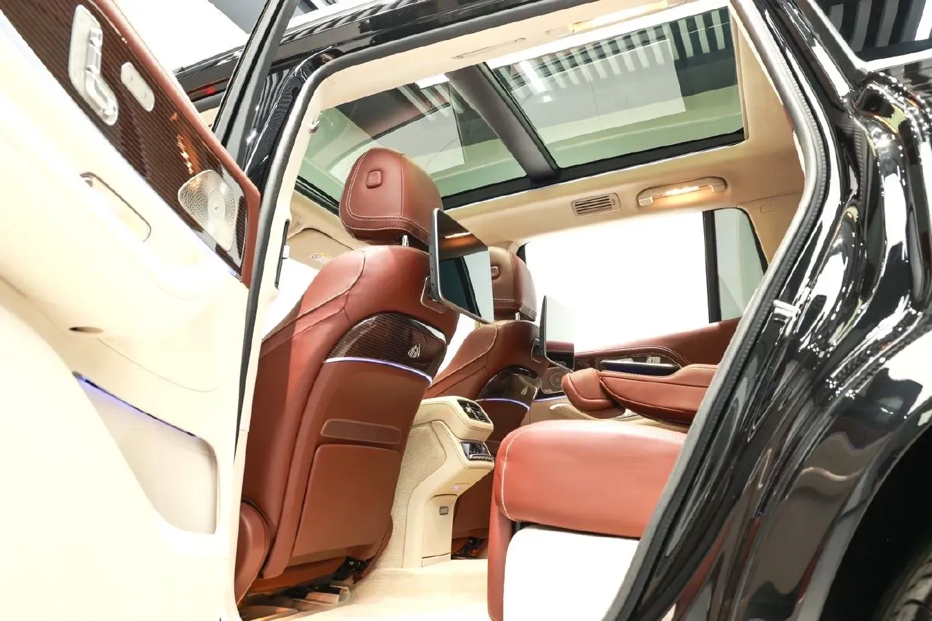 2021 Mercedes-Benz Maybach GLS 3.0T 367HP L6 9AT,autocango,china used car exporter,china ev exporter,chinese used car exporter,chinese used ev exporter