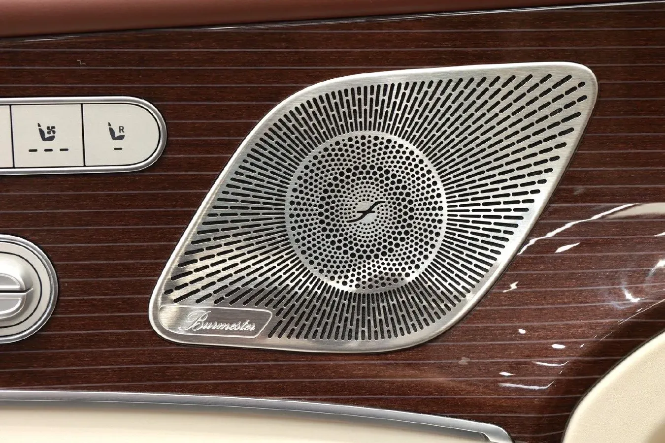 2021 Mercedes-Benz Maybach GLS 3.0T 367HP L6 9AT,autocango,china used car exporter,china ev exporter,chinese used car exporter,chinese used ev exporter