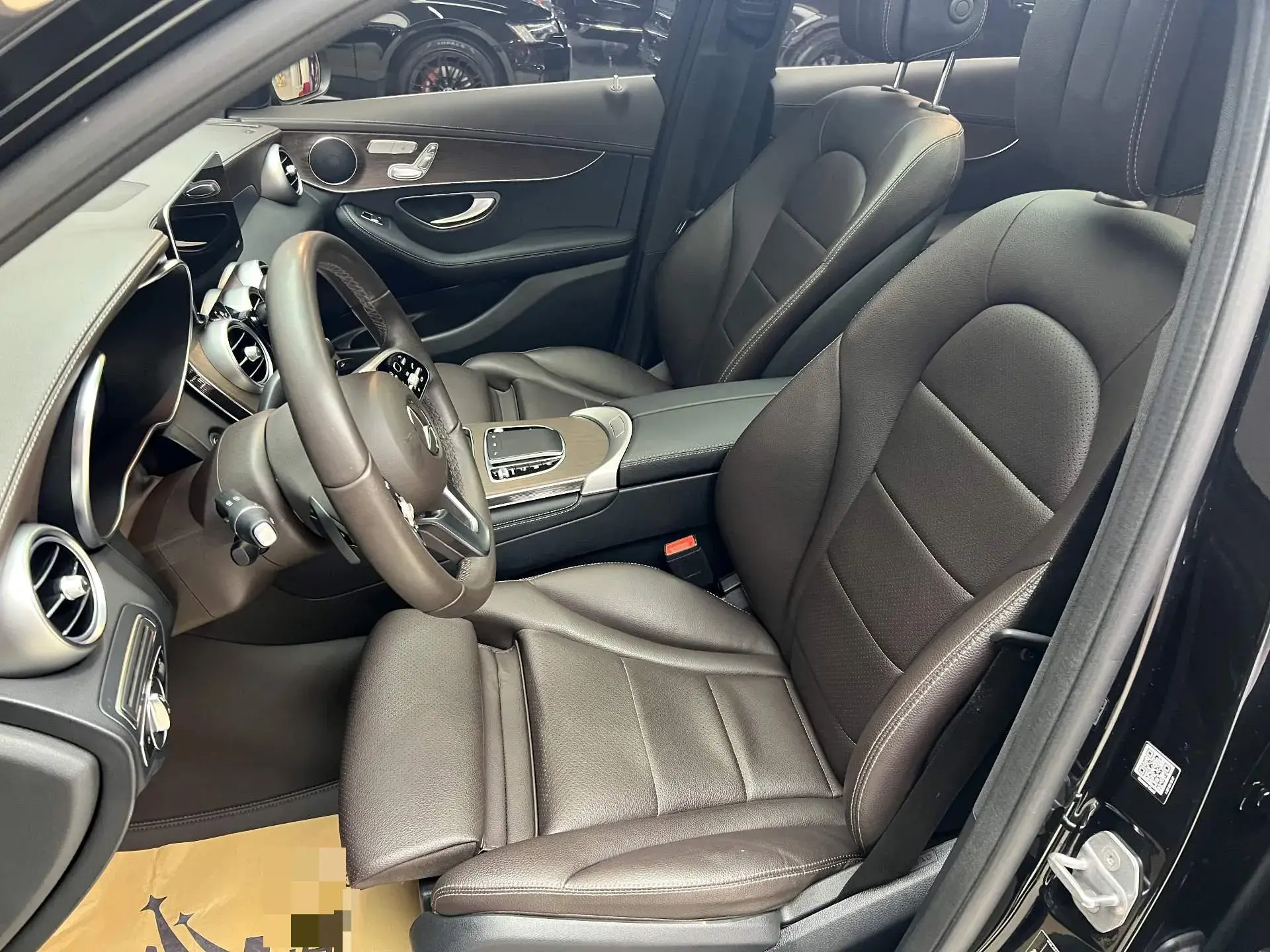 2021 MERCEDES-BENZ GLC thumbnail 3