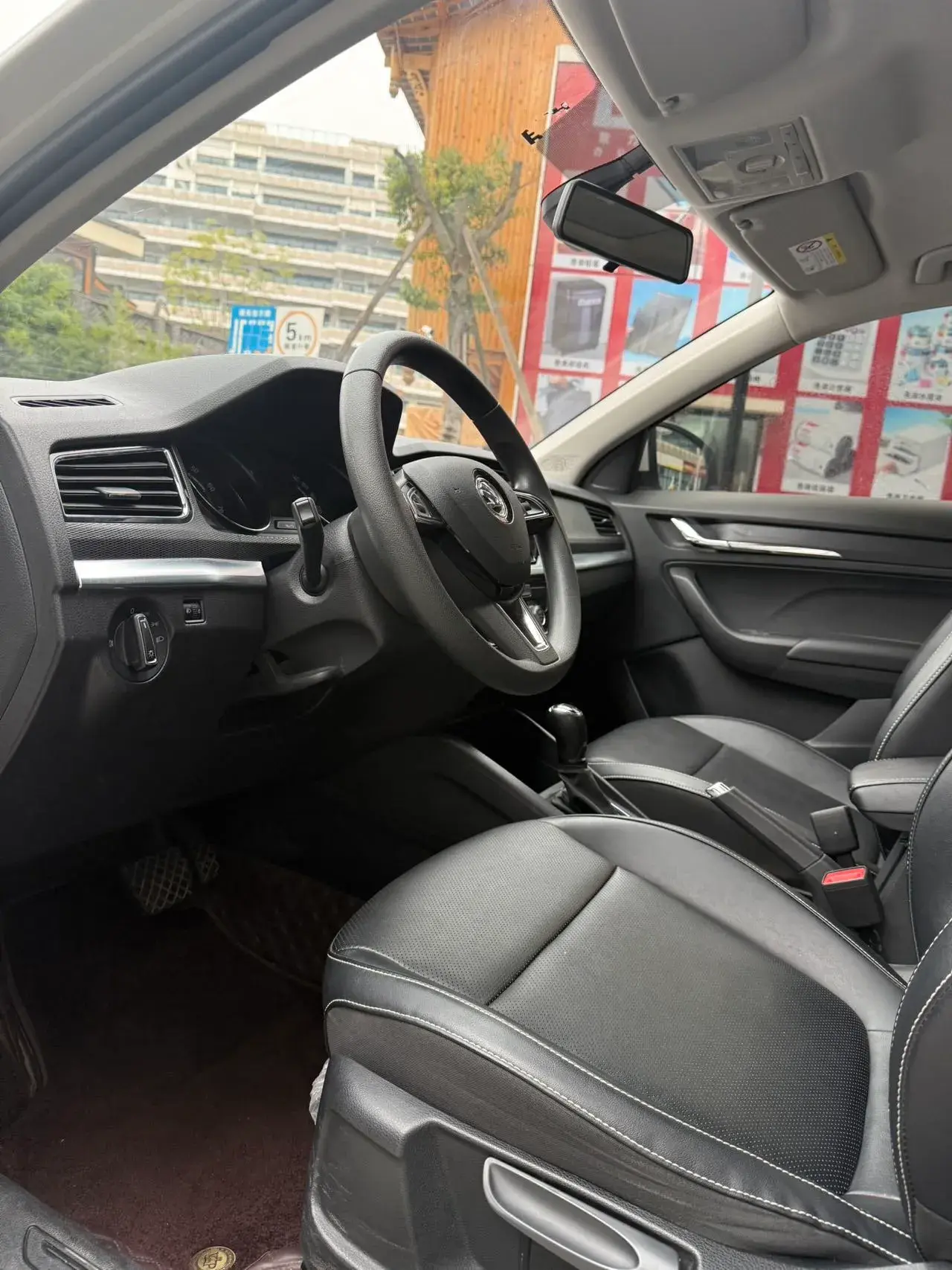 2022 SKODA KAMIQ thumbnail 4