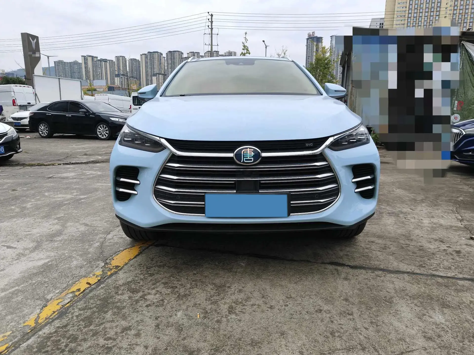 2018 BYD TANG thumbnail 3