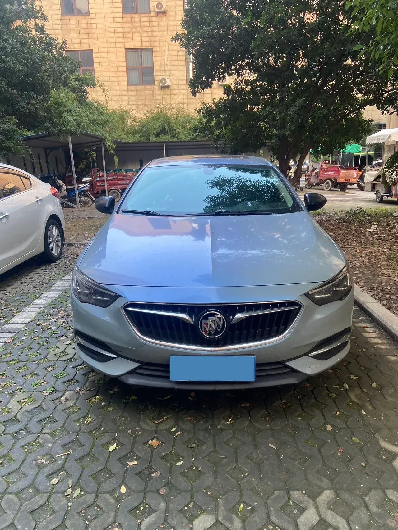 2019 BUICK REGAL thumbnail 2