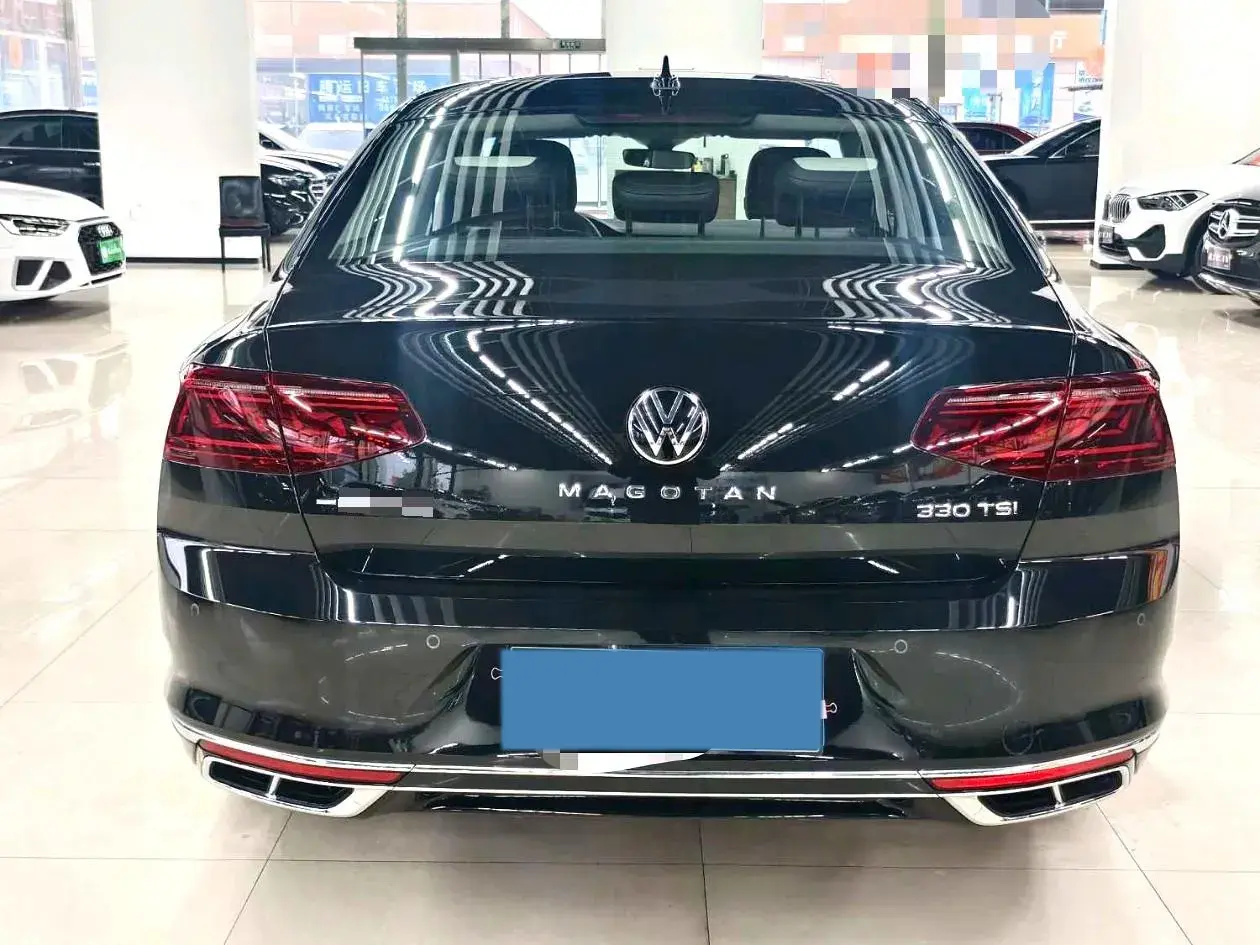 2024 VOLKSWAGEN MAGOTAN thumbnail 3