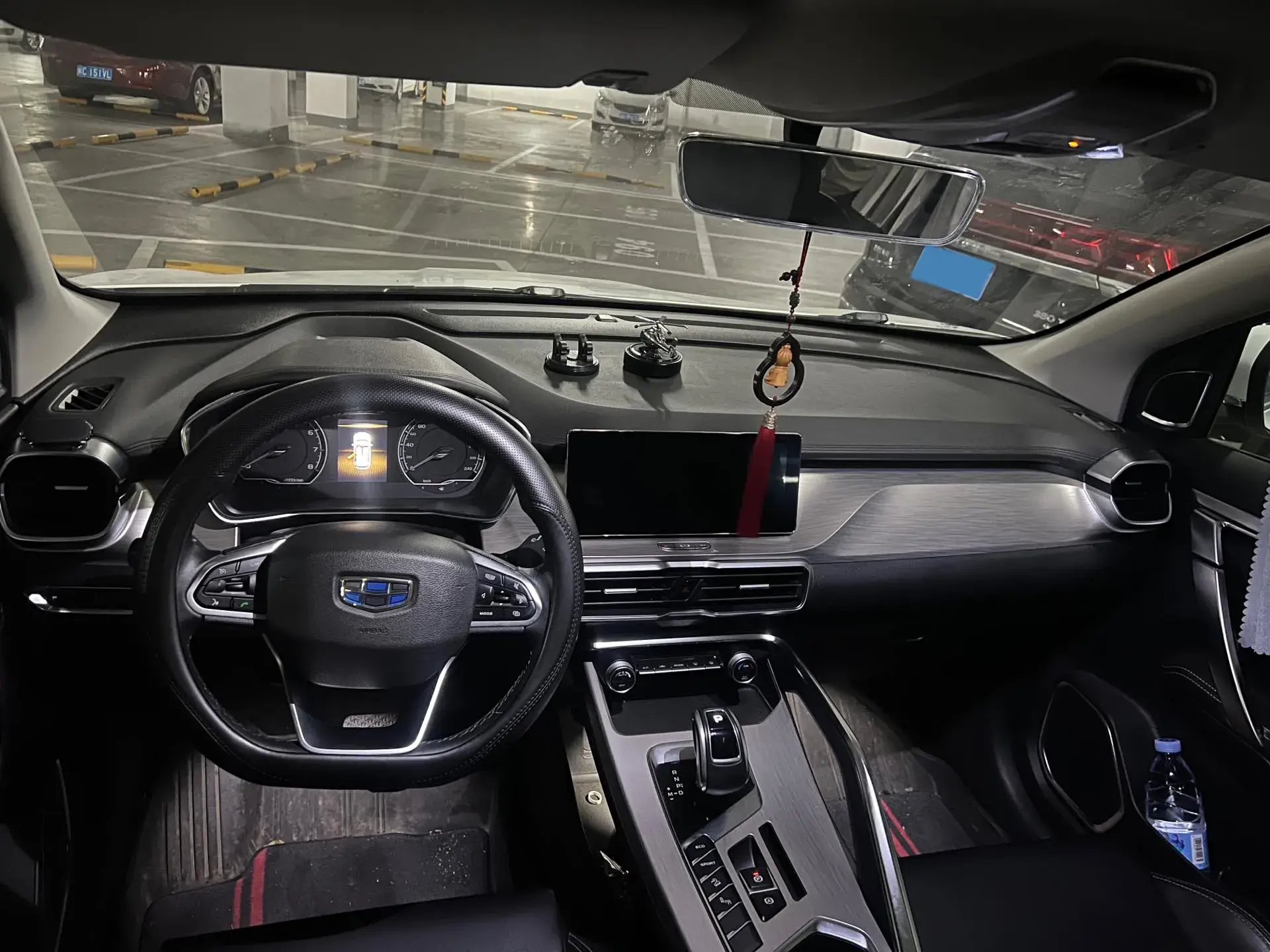 2019 GEELY COOLRAY thumbnail 3