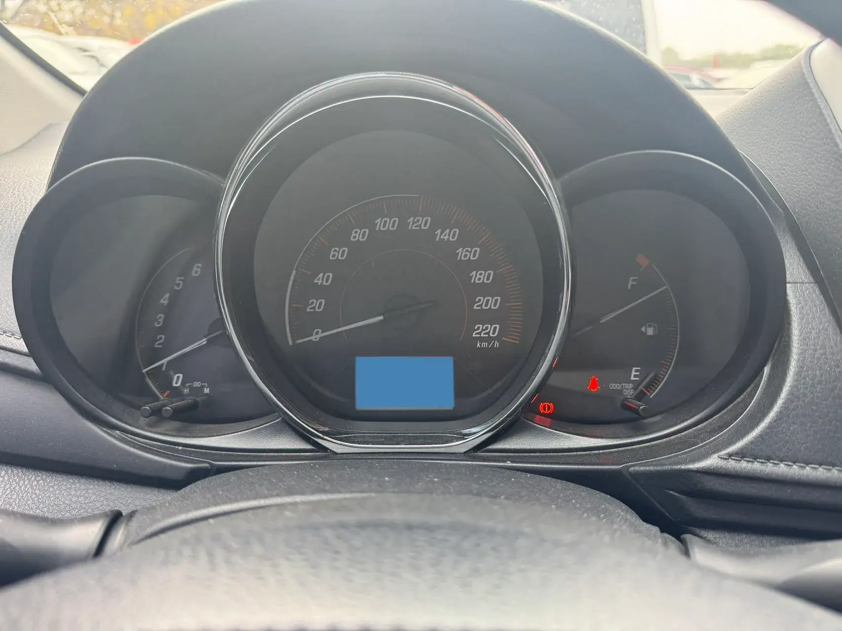 2021 TOYOTA YARIS thumbnail 4