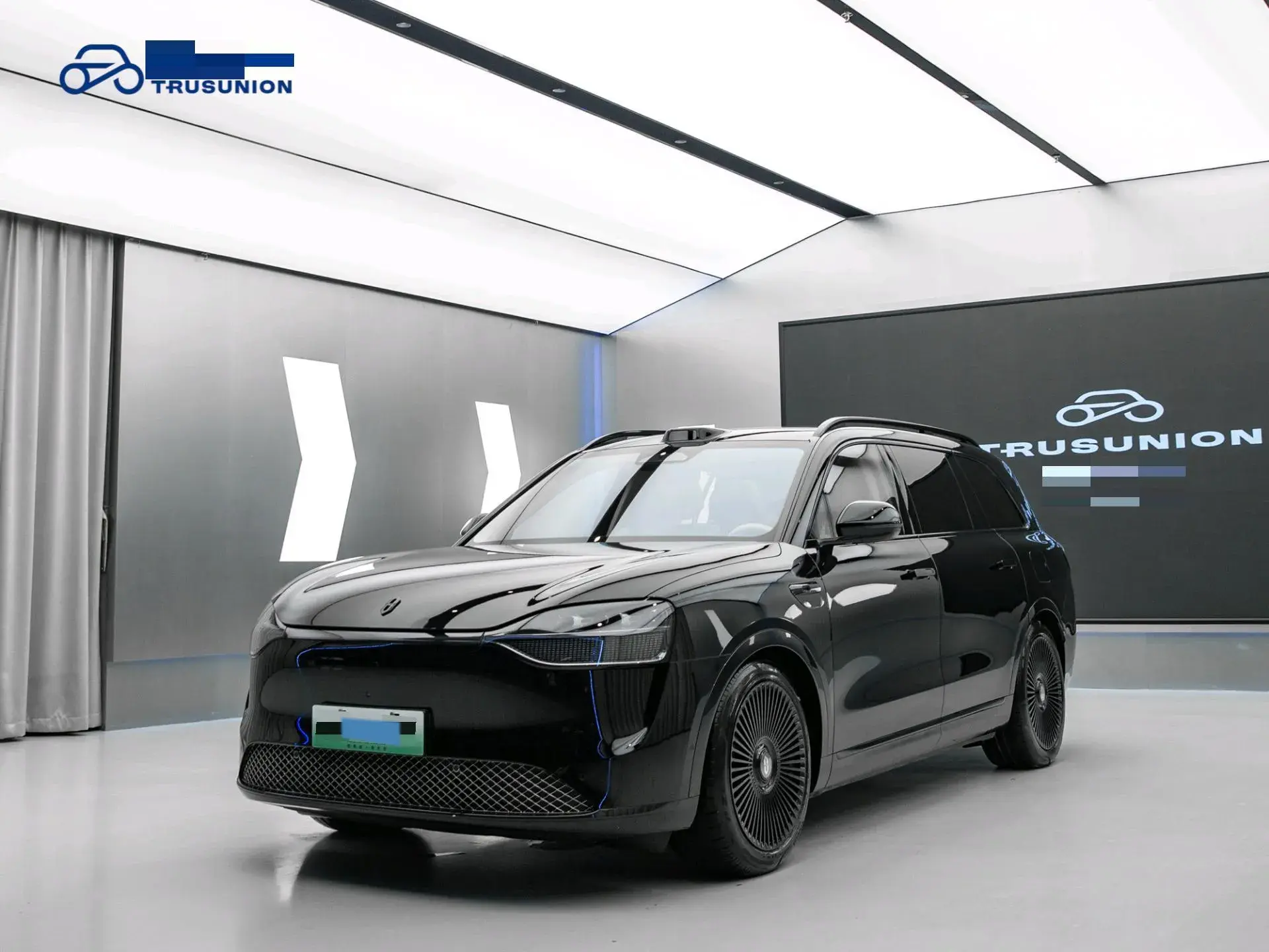 2024 AITO AITO view 1