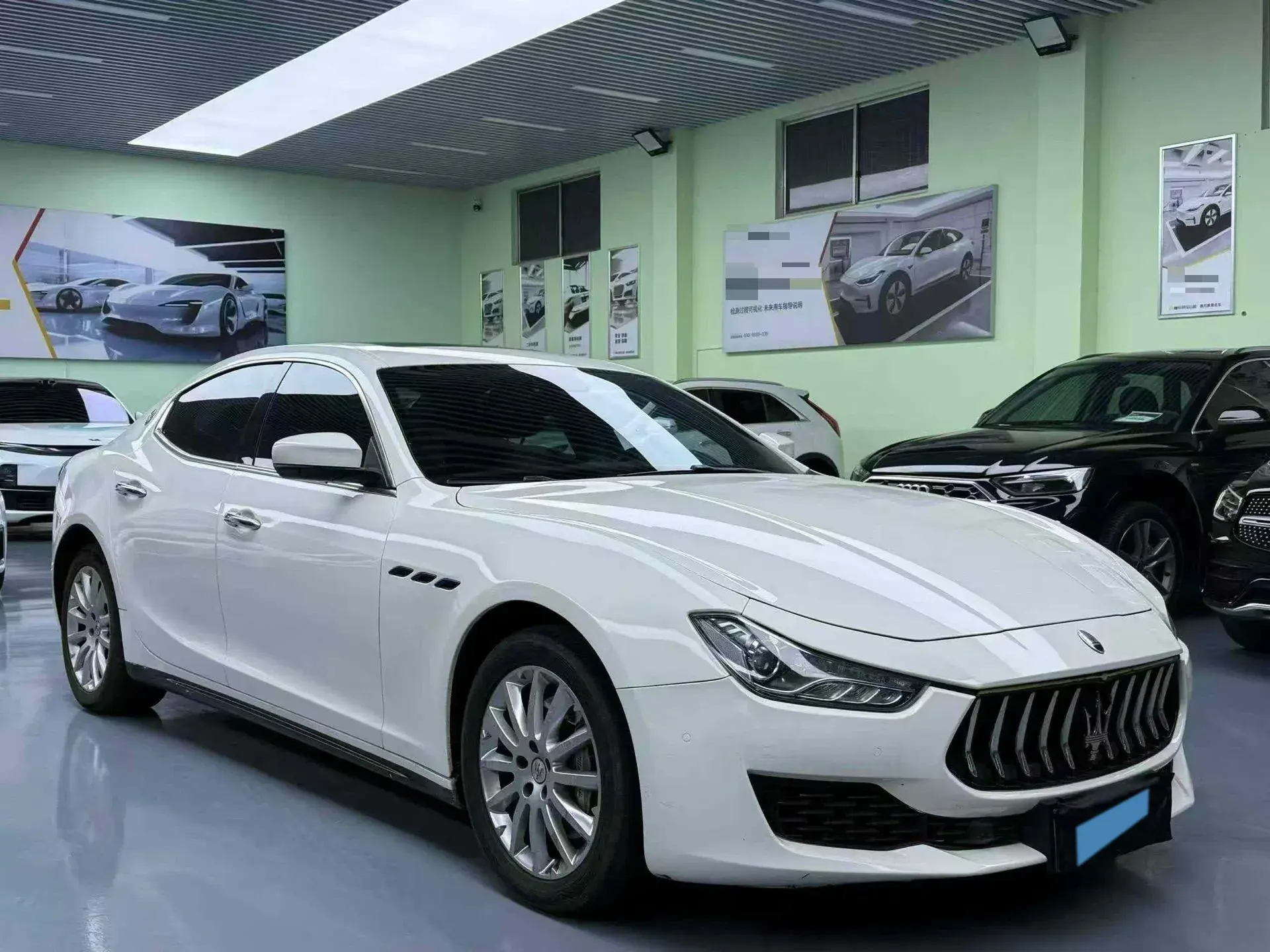 2021 MASERATI GHIBLI thumbnail 3