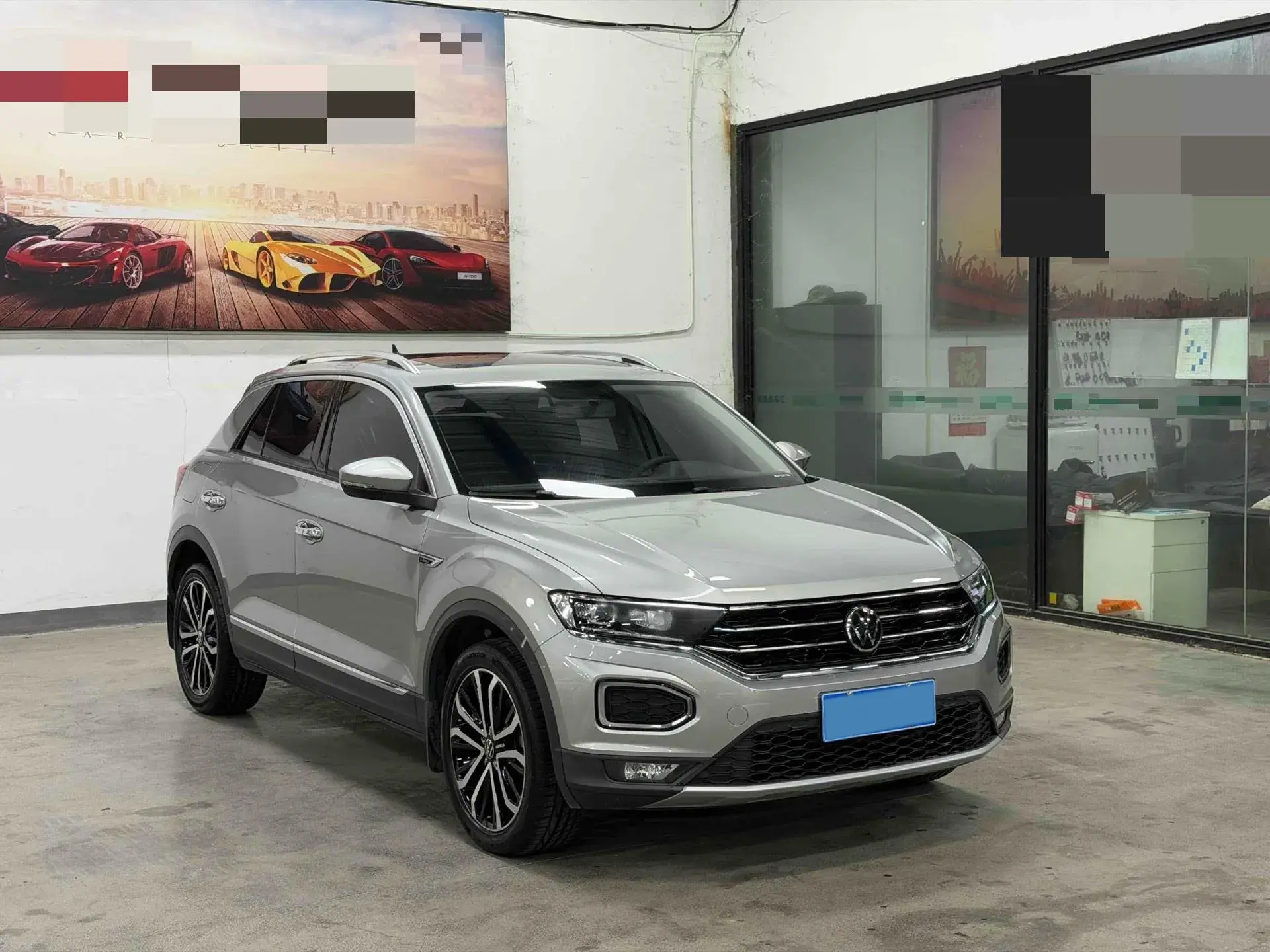 2021 VOLKSWAGEN T-ROC thumbnail 3