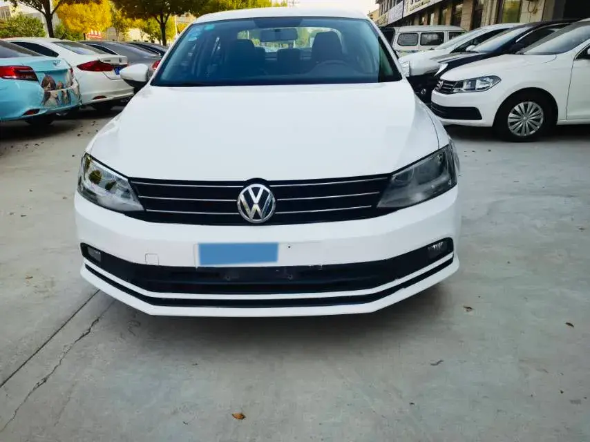 2018 VOLKSWAGEN SAGITAR thumbnail 2