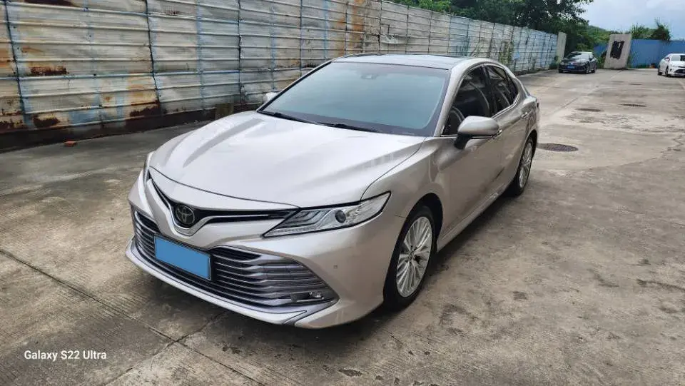 2019 Toyota Camry 2.5L 209HP L4 8AT