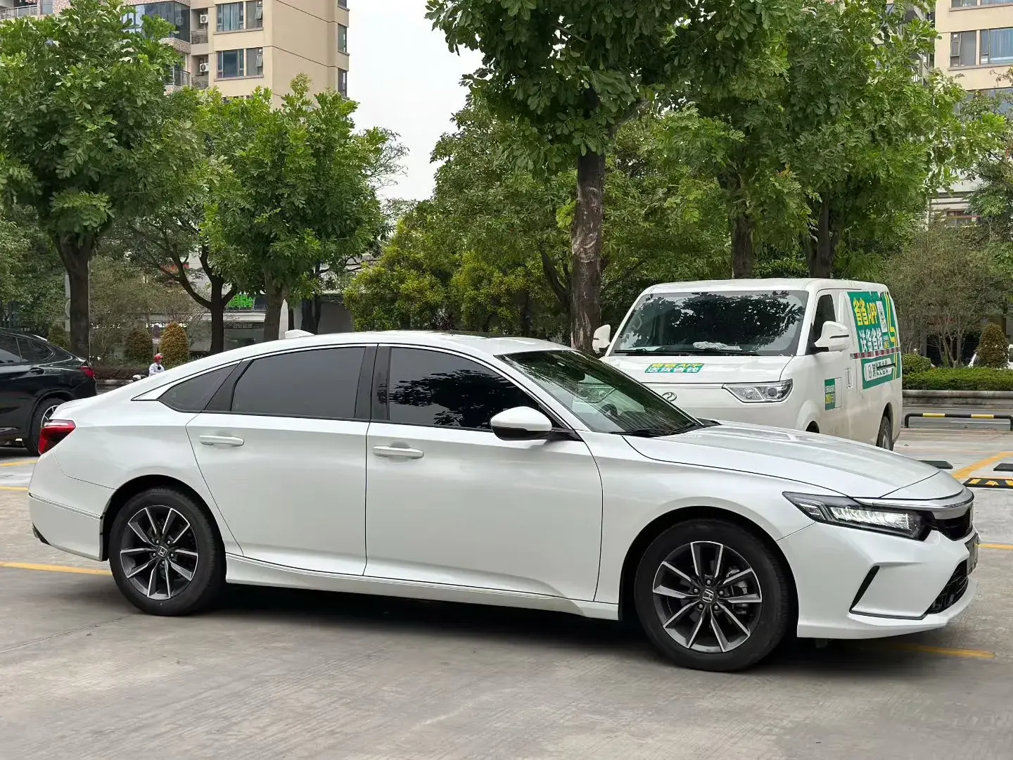 2022 HONDA INSPIRE thumbnail 3