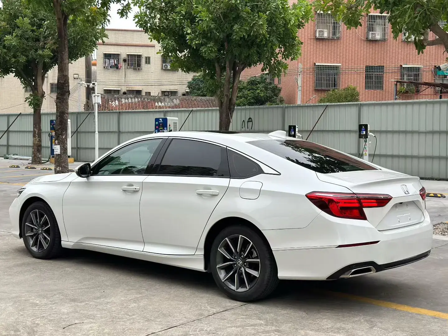 2022 HONDA INSPIRE thumbnail 4