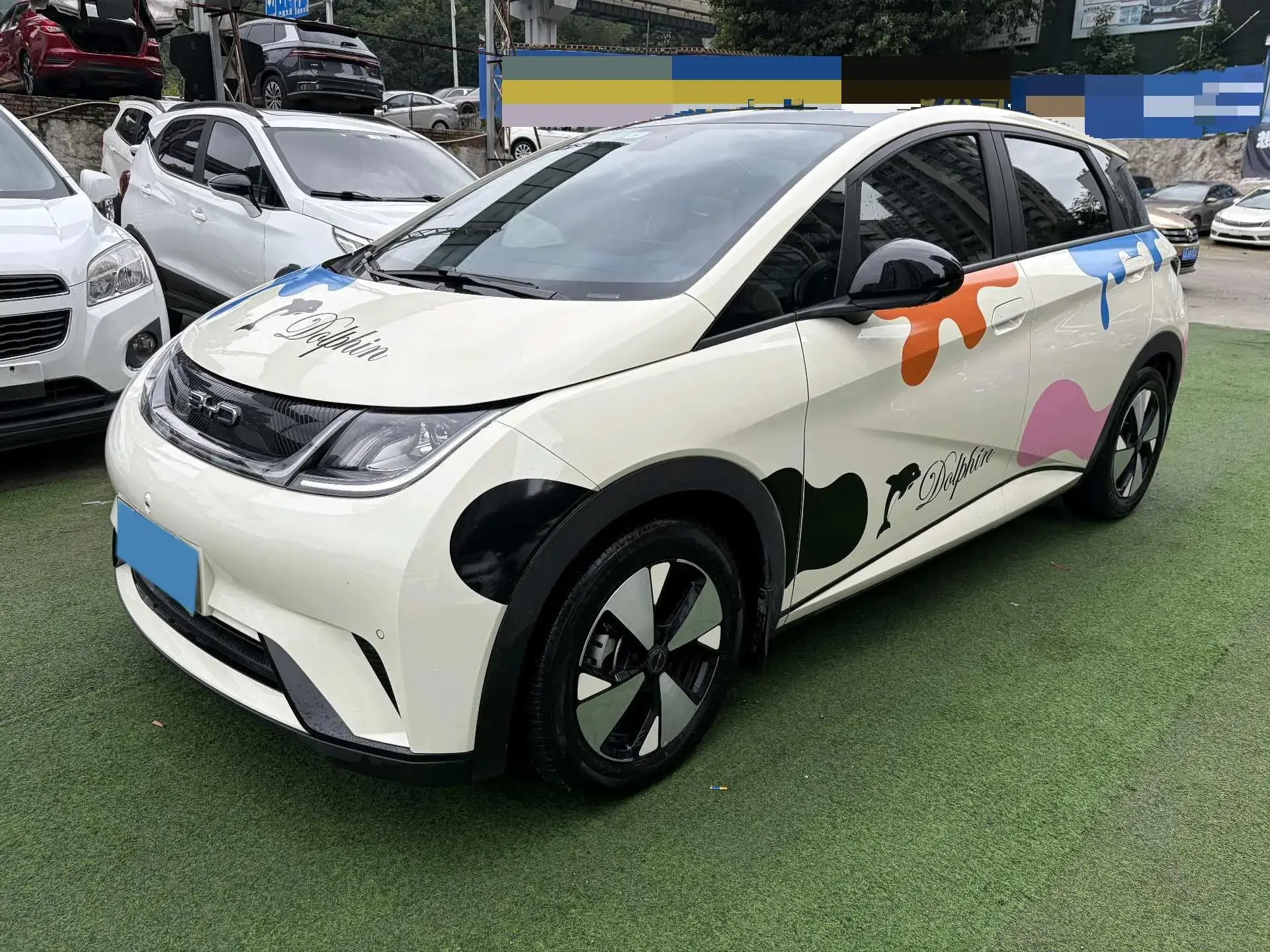 2023 BYD DOLPHIN view 1