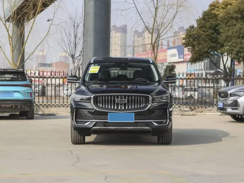 2024 GEELY MONJARO thumbnail 3