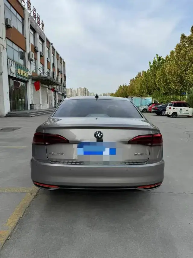 2020 VOLKSWAGEN BORA thumbnail 4