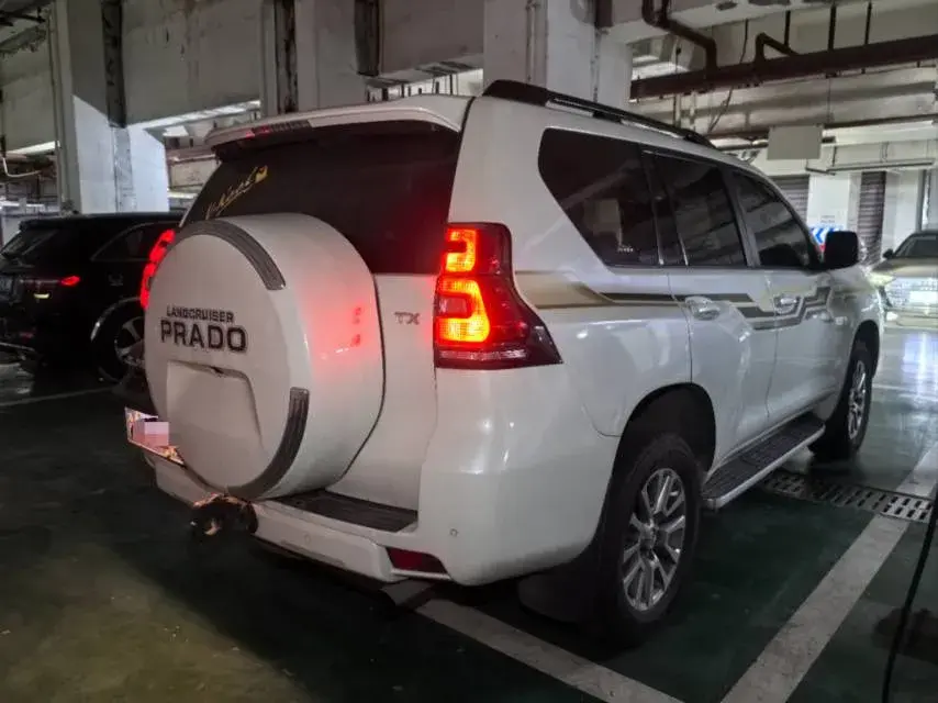 2019 TOYOTA LAND thumbnail 4