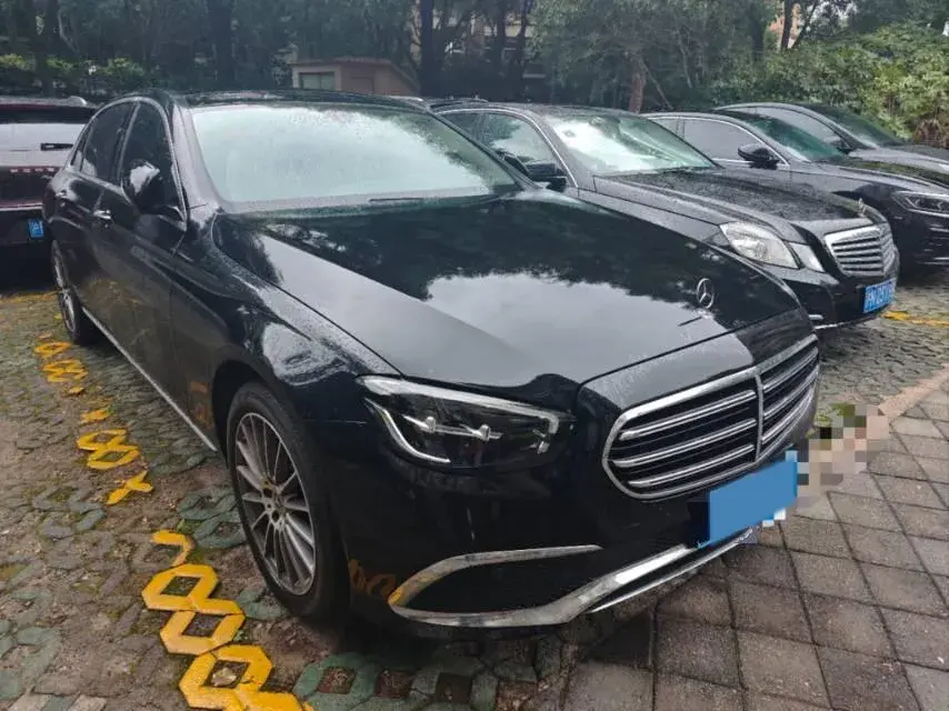 2022 MERCEDES-BENZ E thumbnail 3