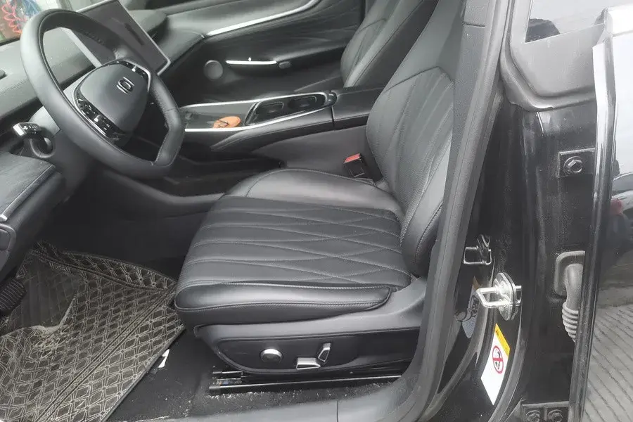 2025 CHANGAN QIYUAN thumbnail 4