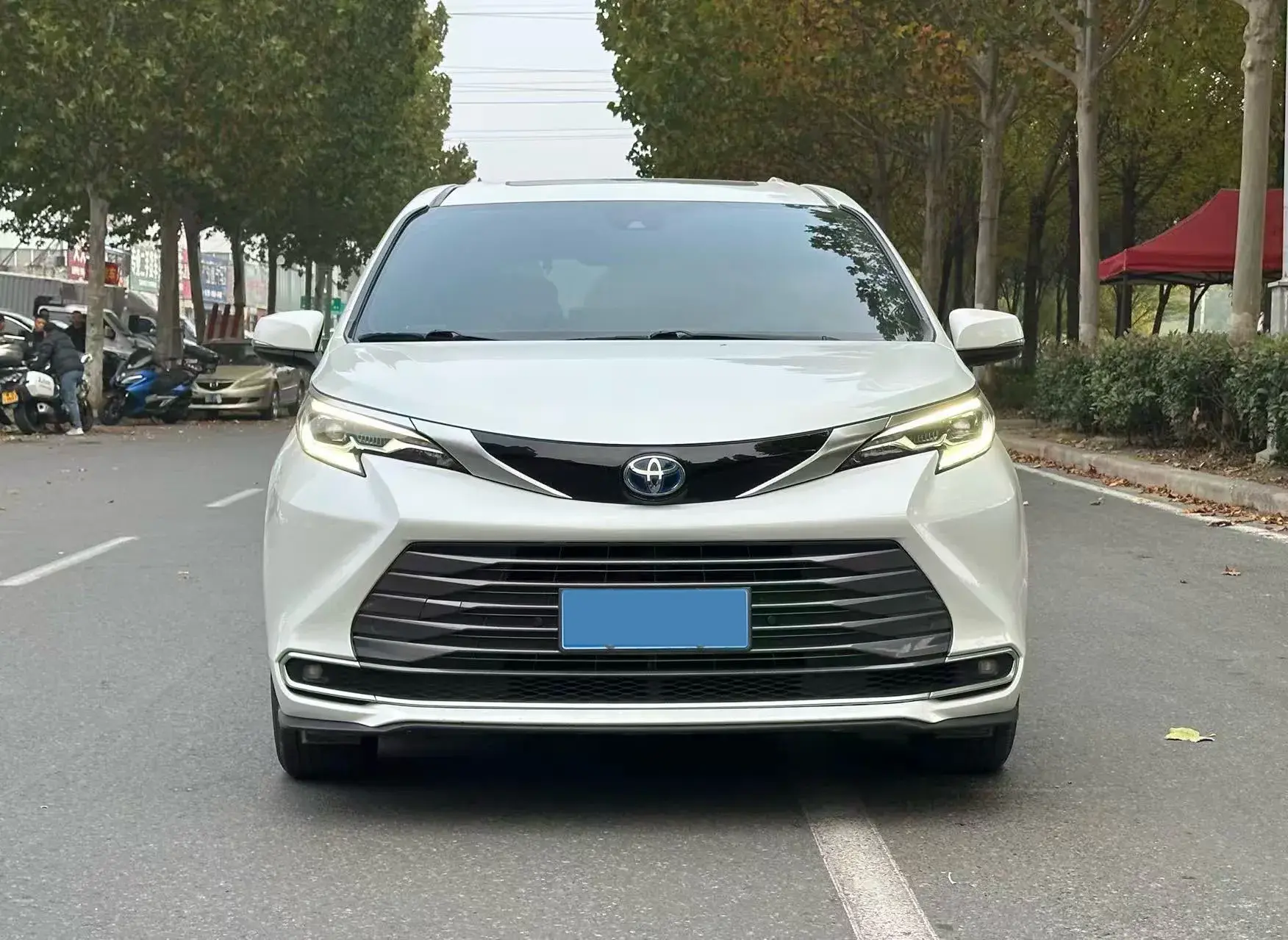 2021 TOYOTA SIENNA thumbnail 2