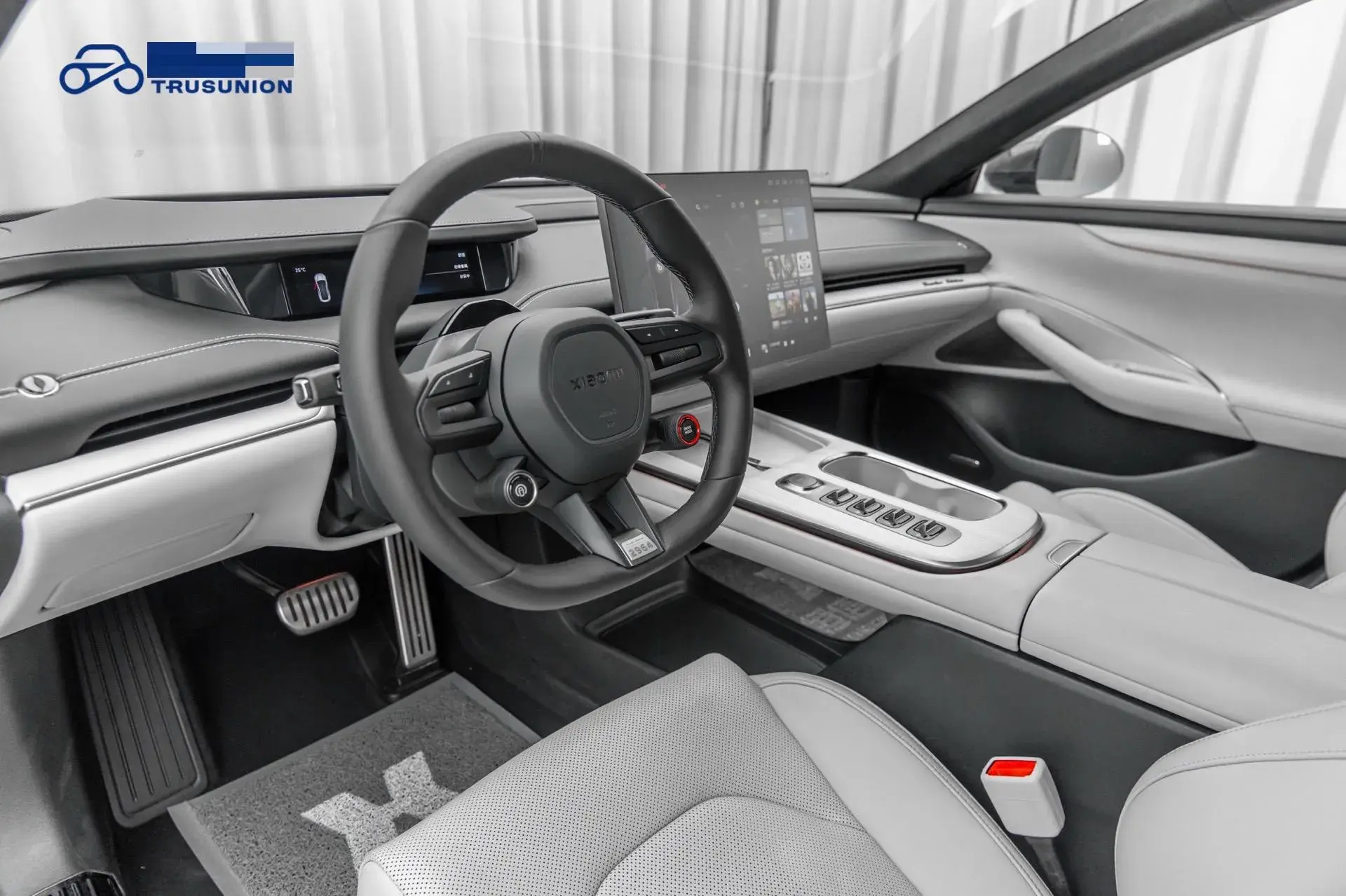 2024 MI SU7 thumbnail 4