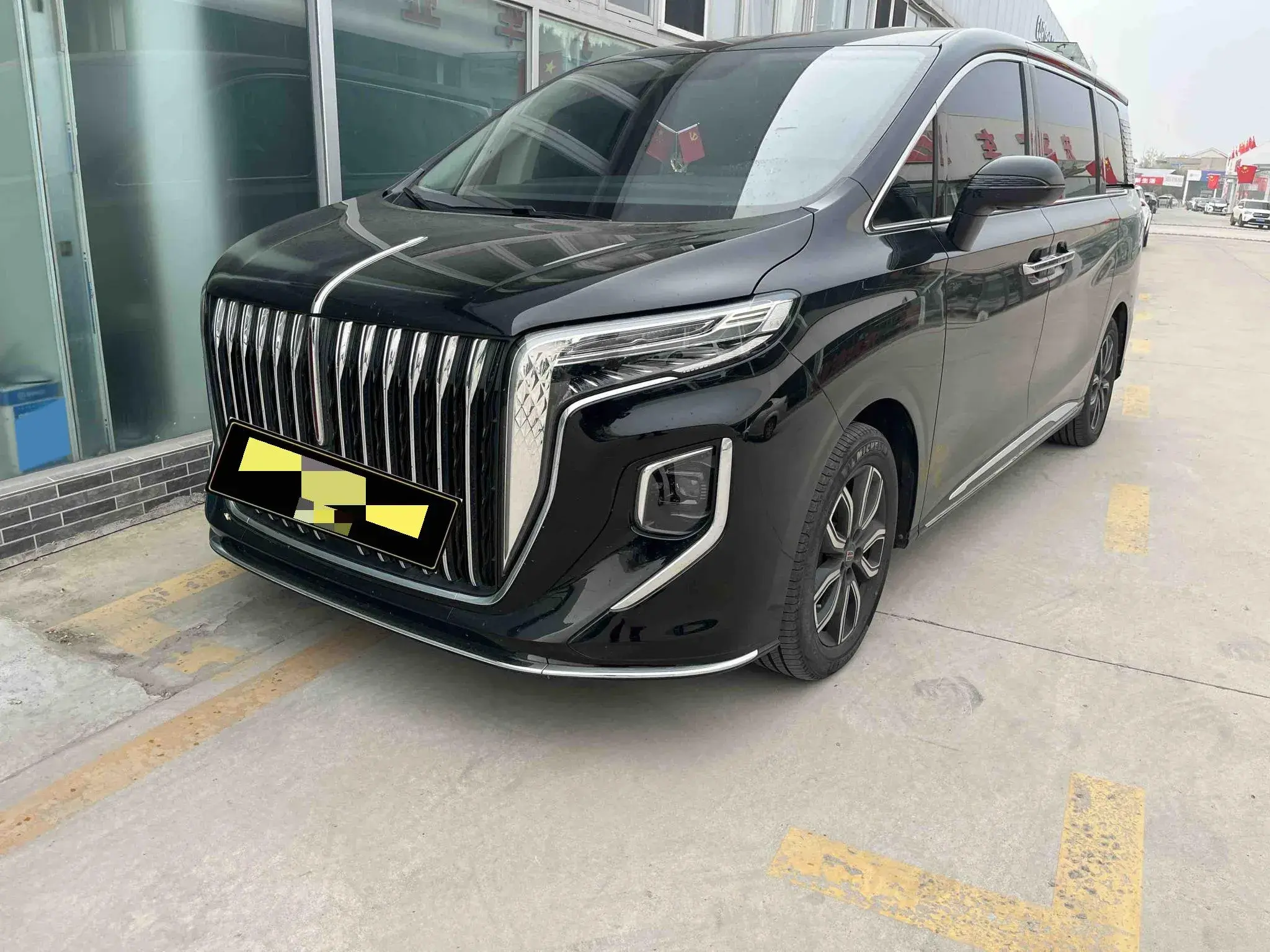2023 HONGQI HQ9 view 1