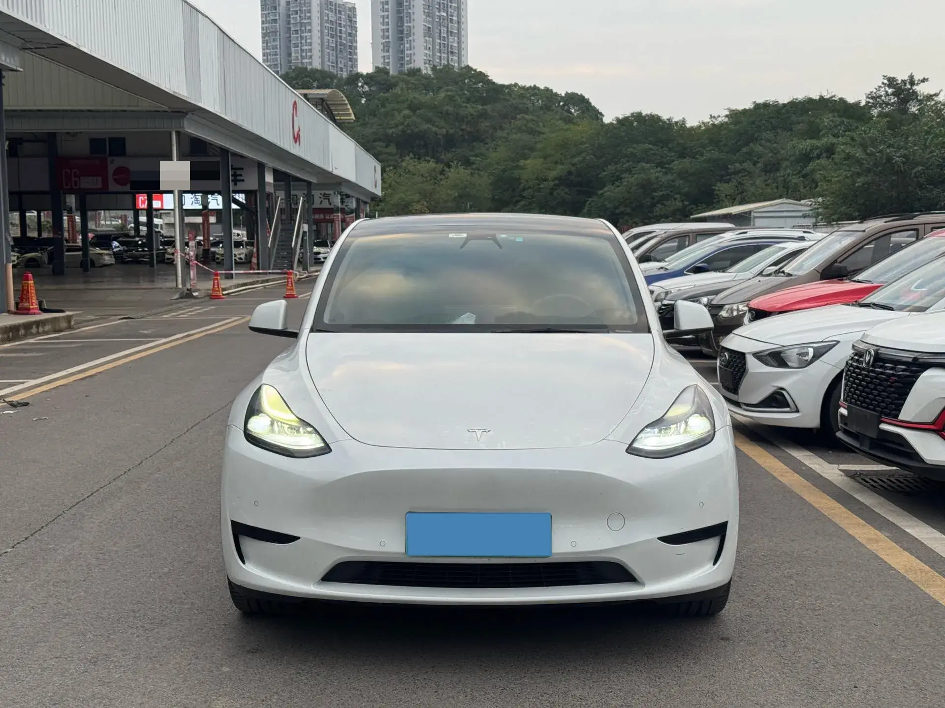 2022 TESLA MODEL thumbnail 2