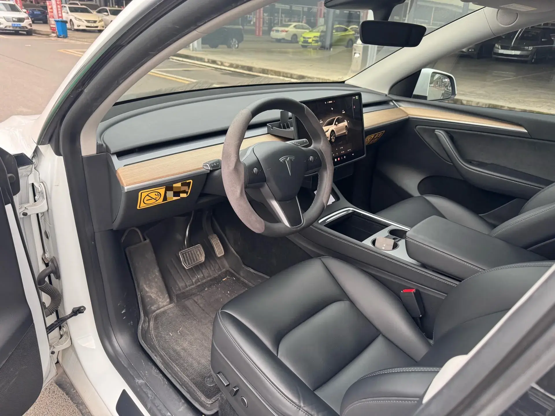 2022 TESLA MODEL thumbnail 4