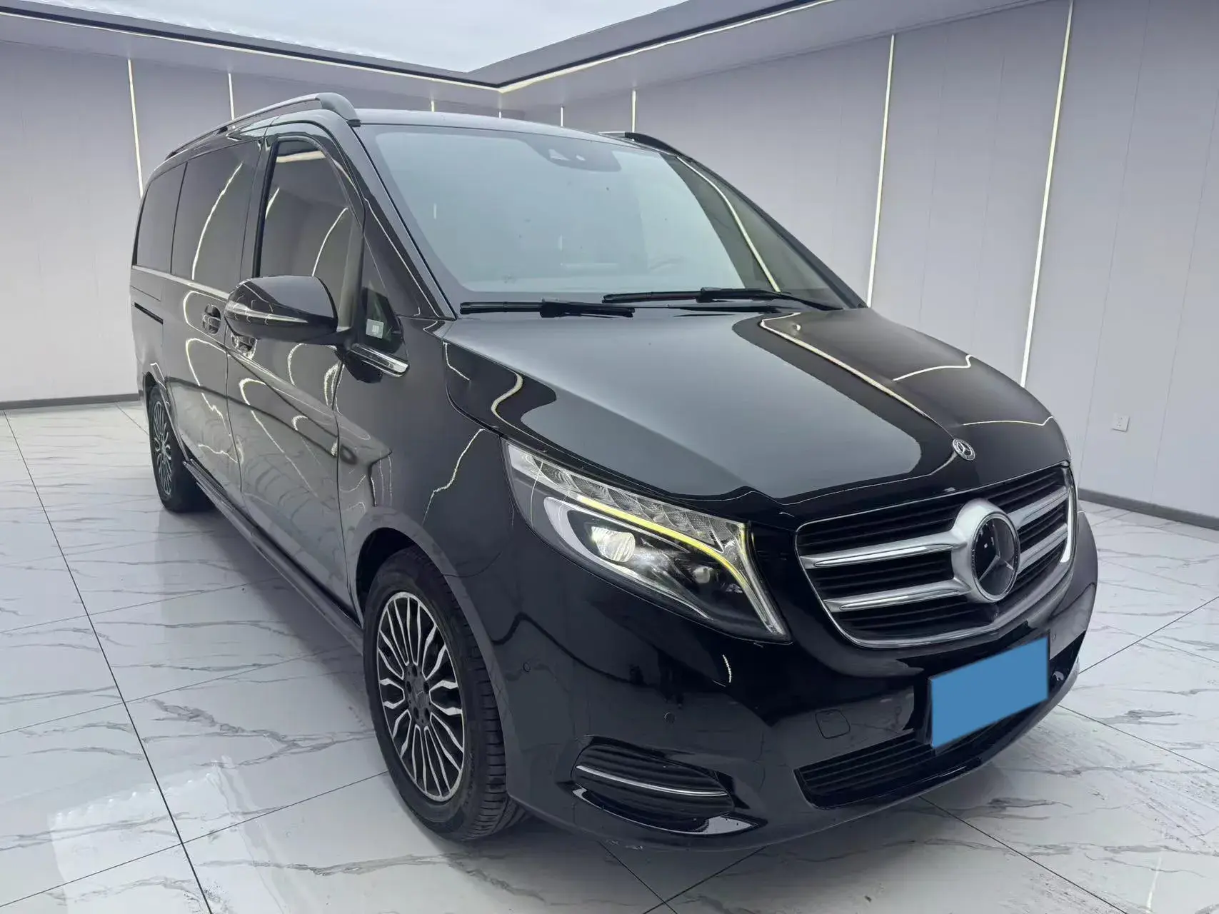 2018 MERCEDES-BENZ V thumbnail 2
