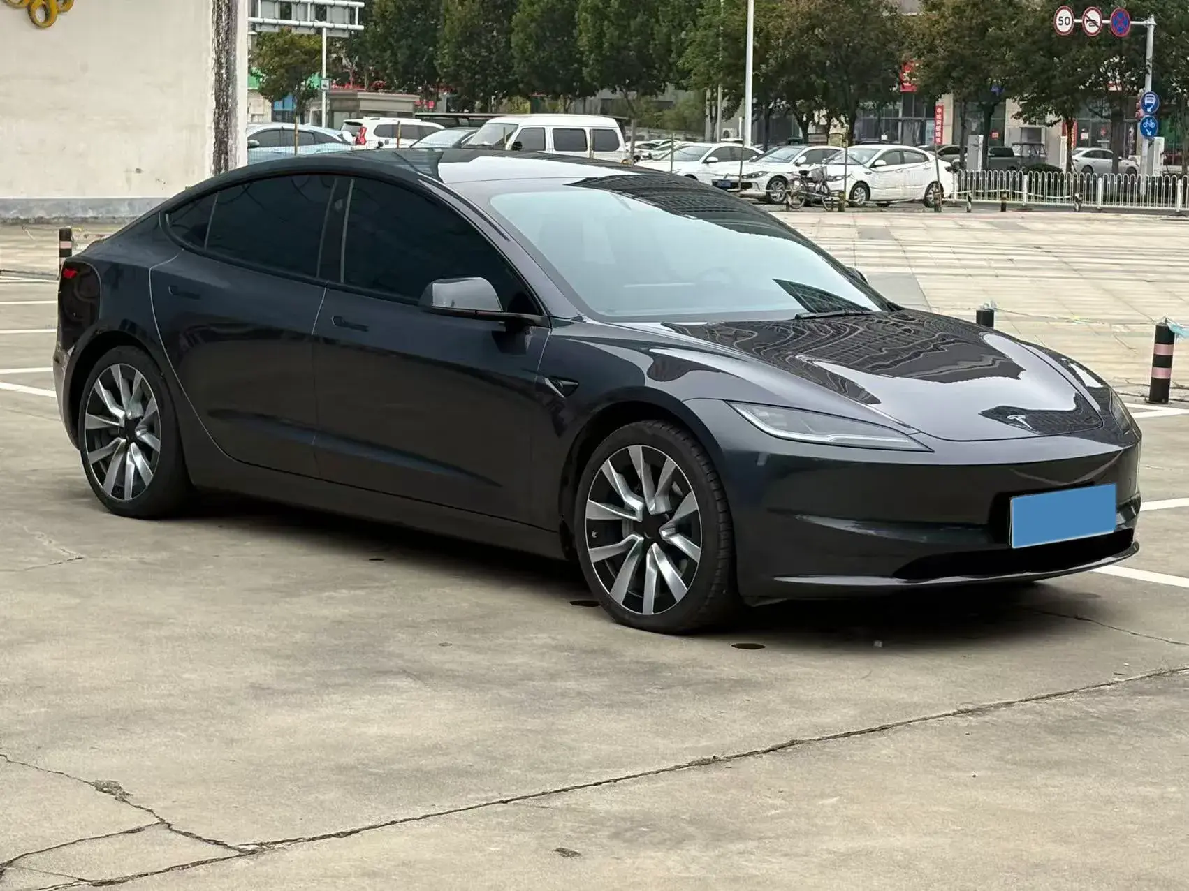 2023 TESLA MODEL thumbnail 3