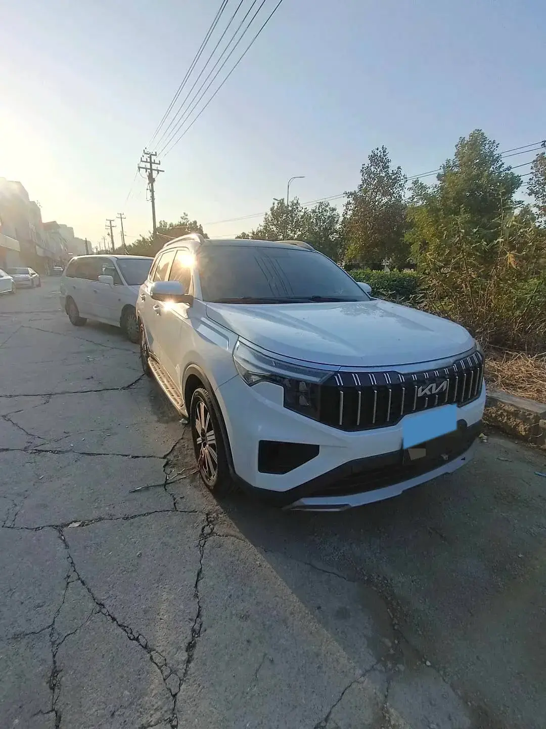 2021 KIA SPORTAGE thumbnail 4