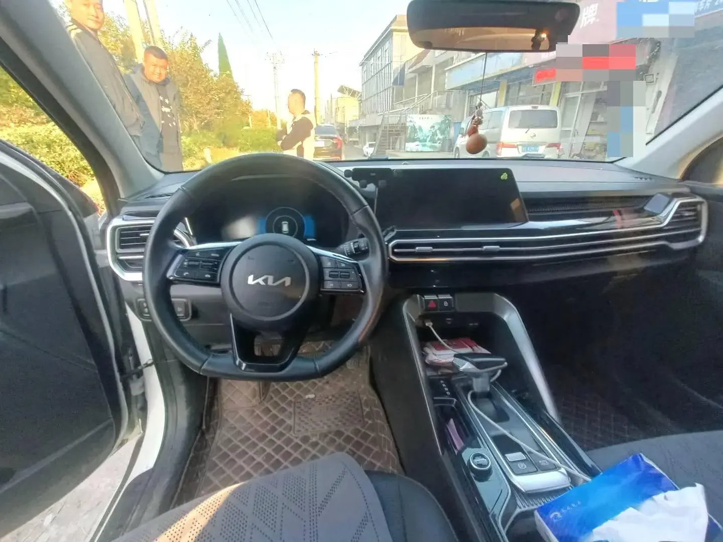 2021 KIA SPORTAGE thumbnail 3