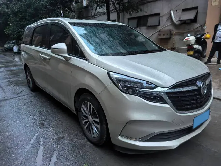 2021 BUICK GL8 thumbnail 3