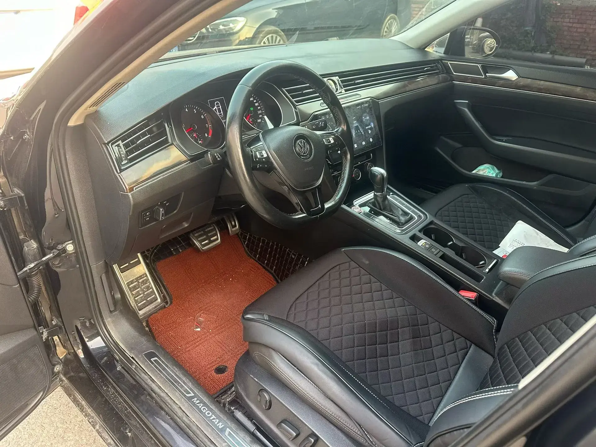 2019 VOLKSWAGEN MAGOTAN thumbnail 3