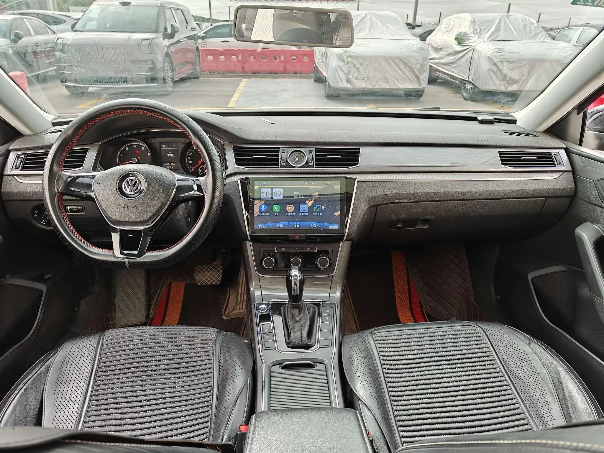 2017 VOLKSWAGEN PASSAT thumbnail 4