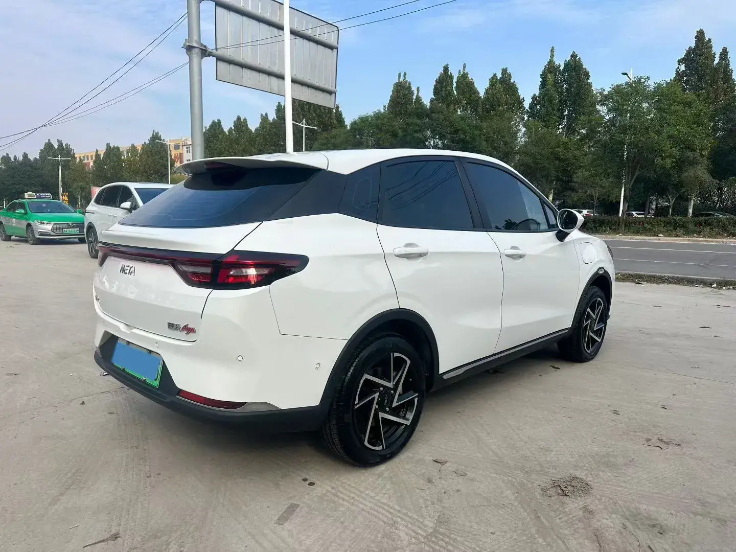 2023 NETA AYA thumbnail 4