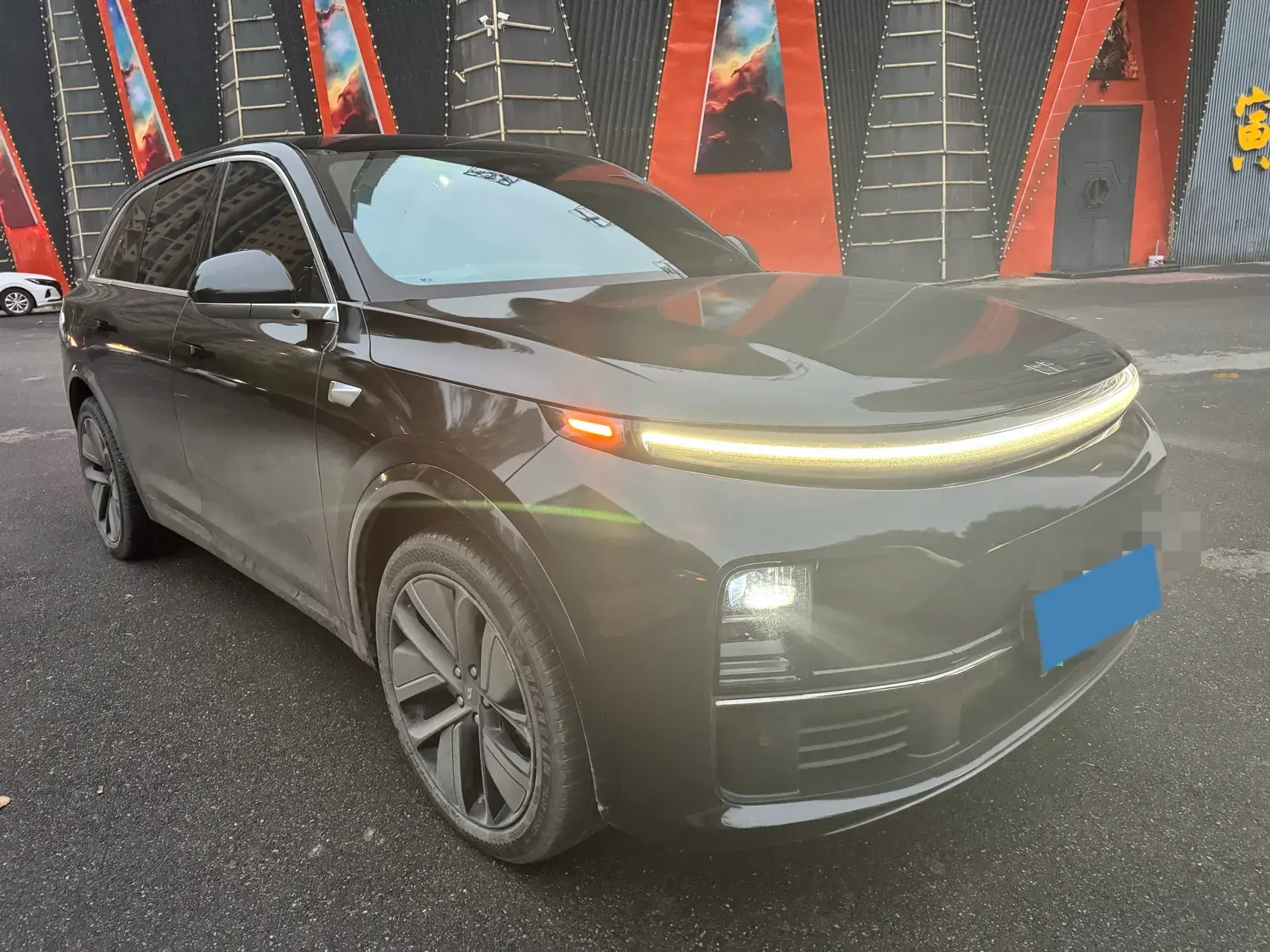 2023 LI L7 thumbnail 3