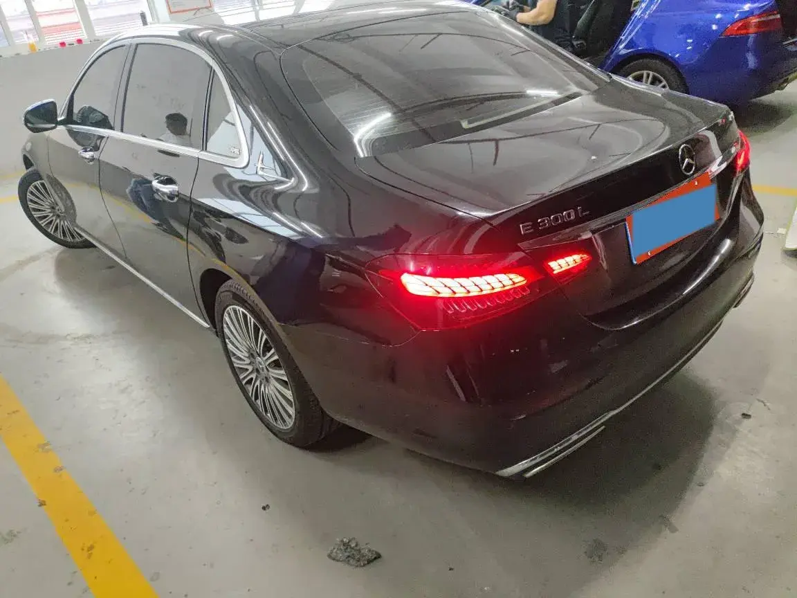 2021 MERCEDES-BENZ E thumbnail 3