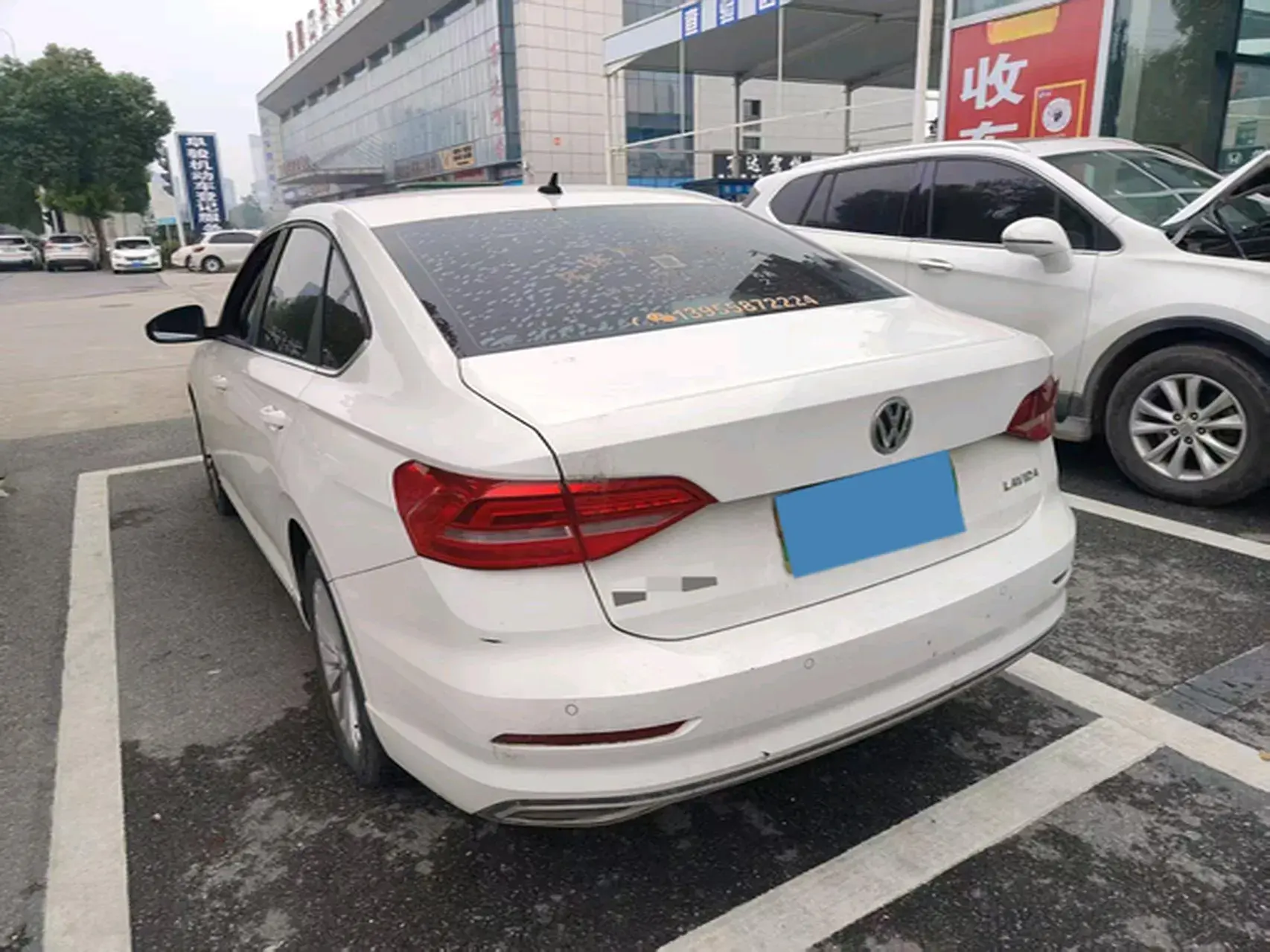 2019 VOLKSWAGEN LAVIDA thumbnail 4