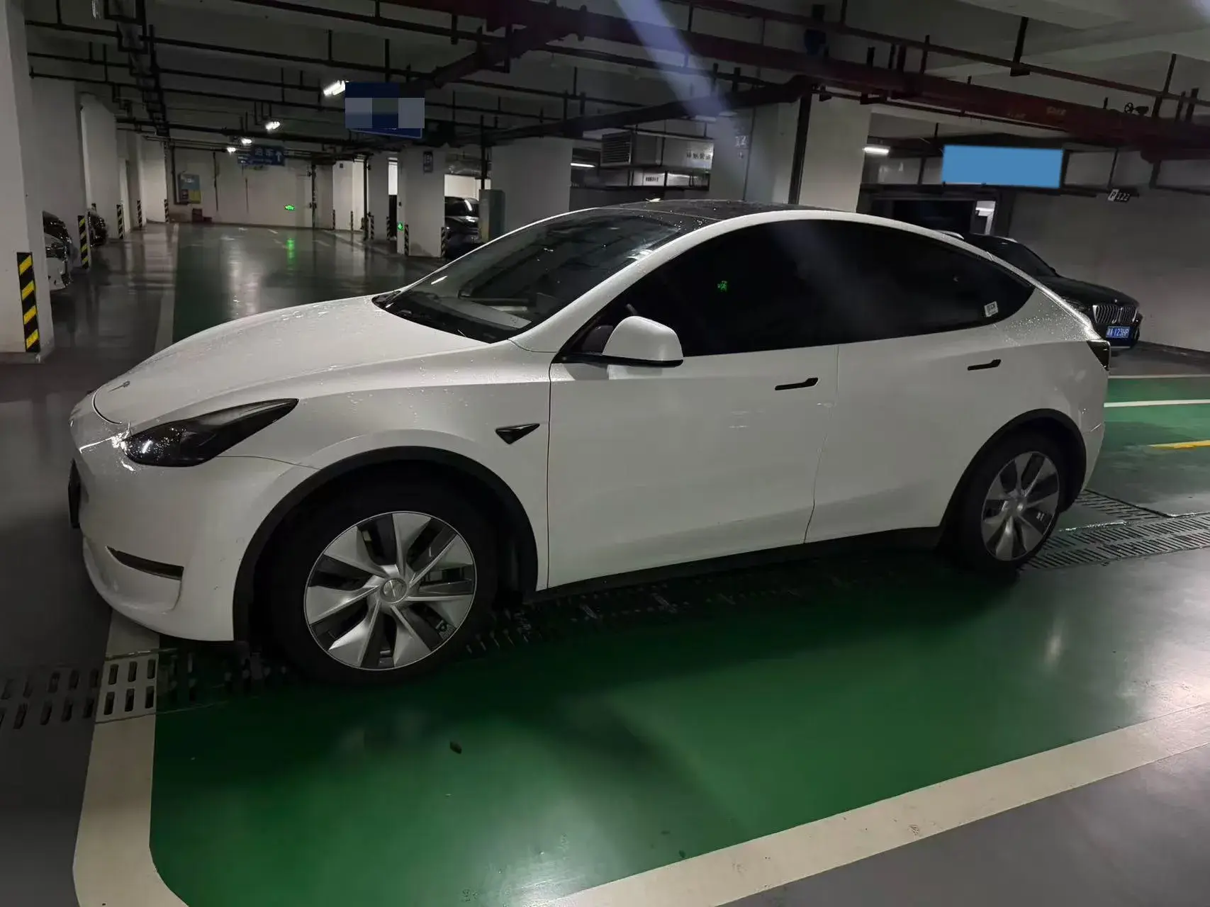 2021 TESLA MODEL view 1