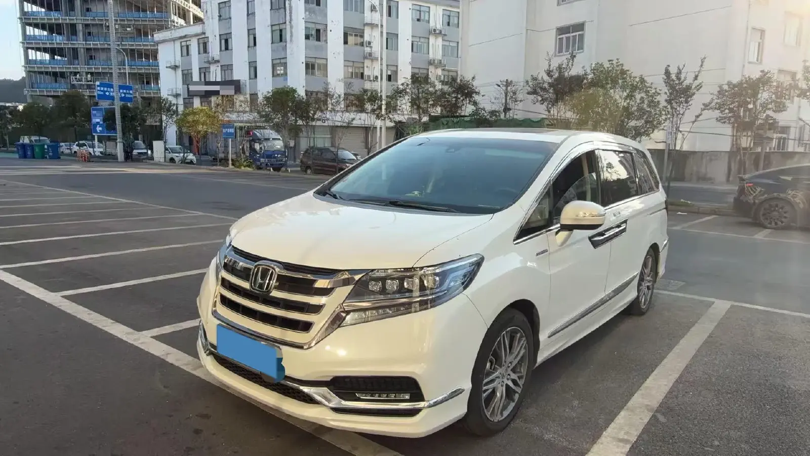 2019 Honda Elysioin 2.0L 146HP L4 E-CVT Hybrid