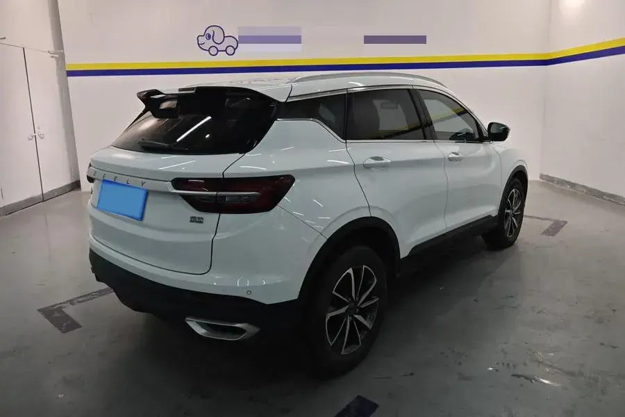 2020 GEELY COOLRAY thumbnail 2