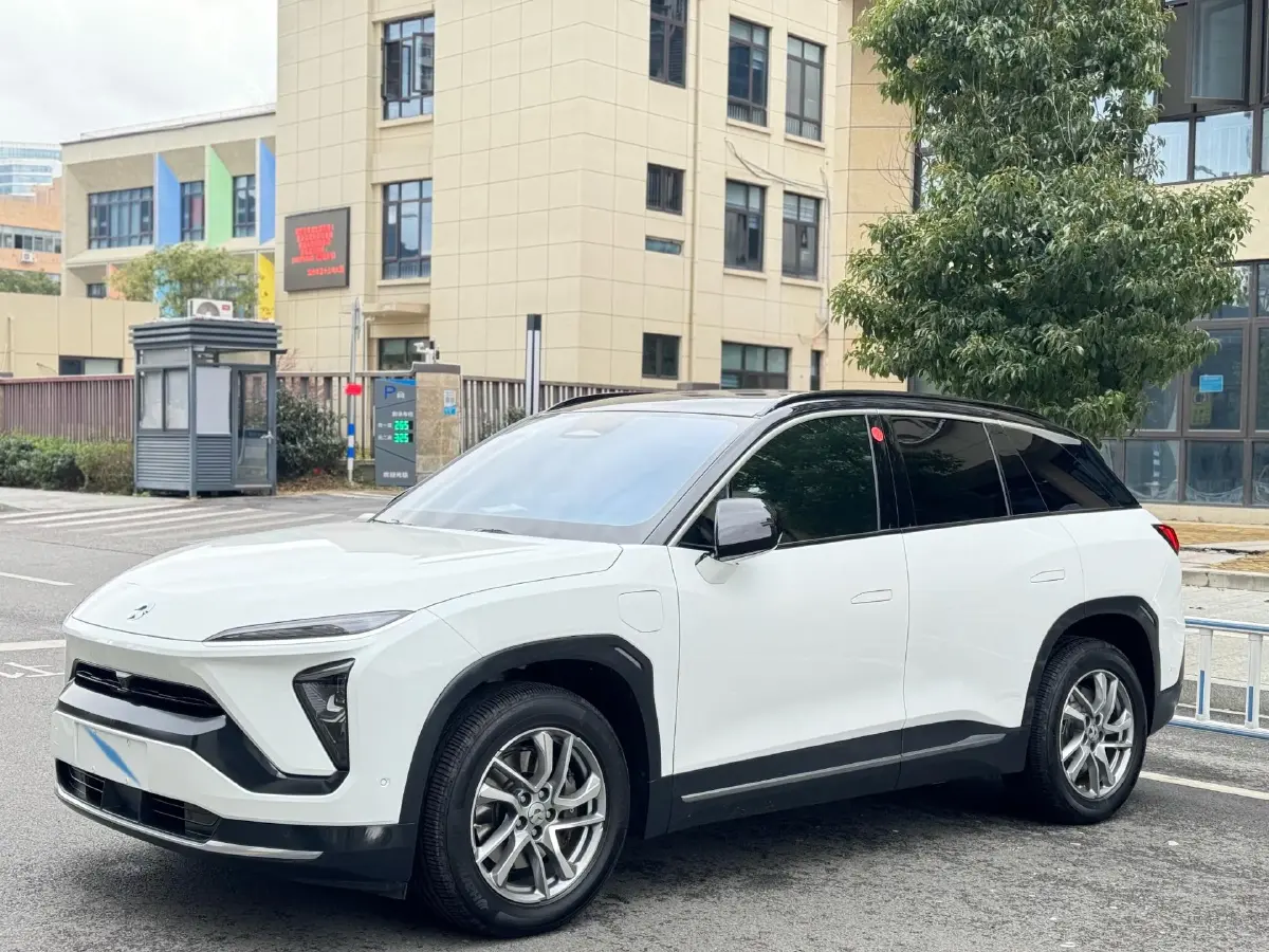 2022 NIO ES6 BEV 75KWH