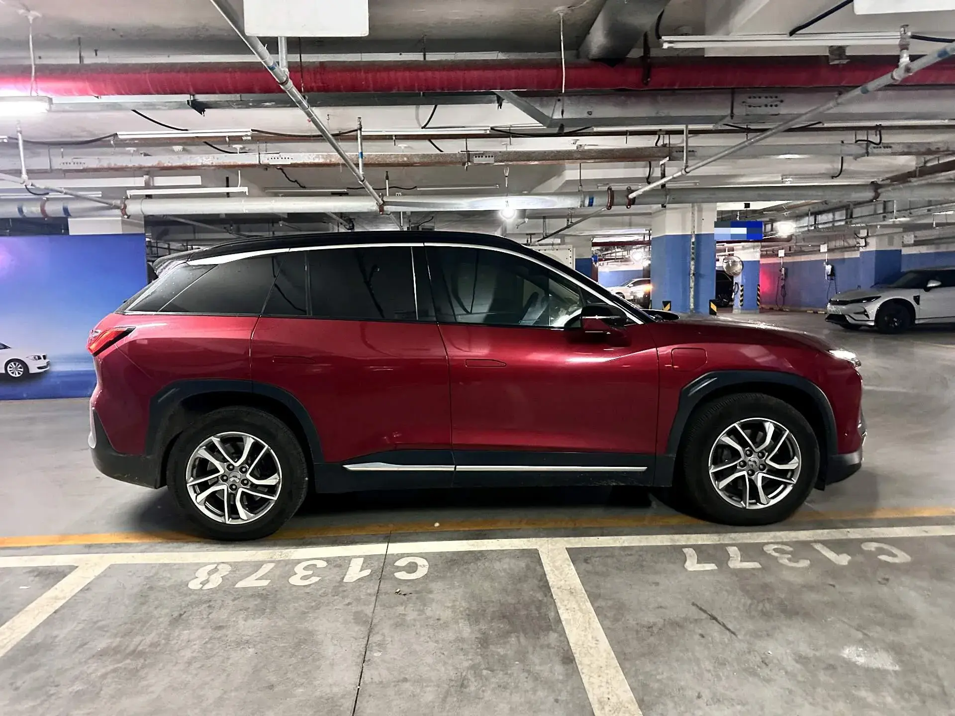 2019 NIO ES6 thumbnail 3