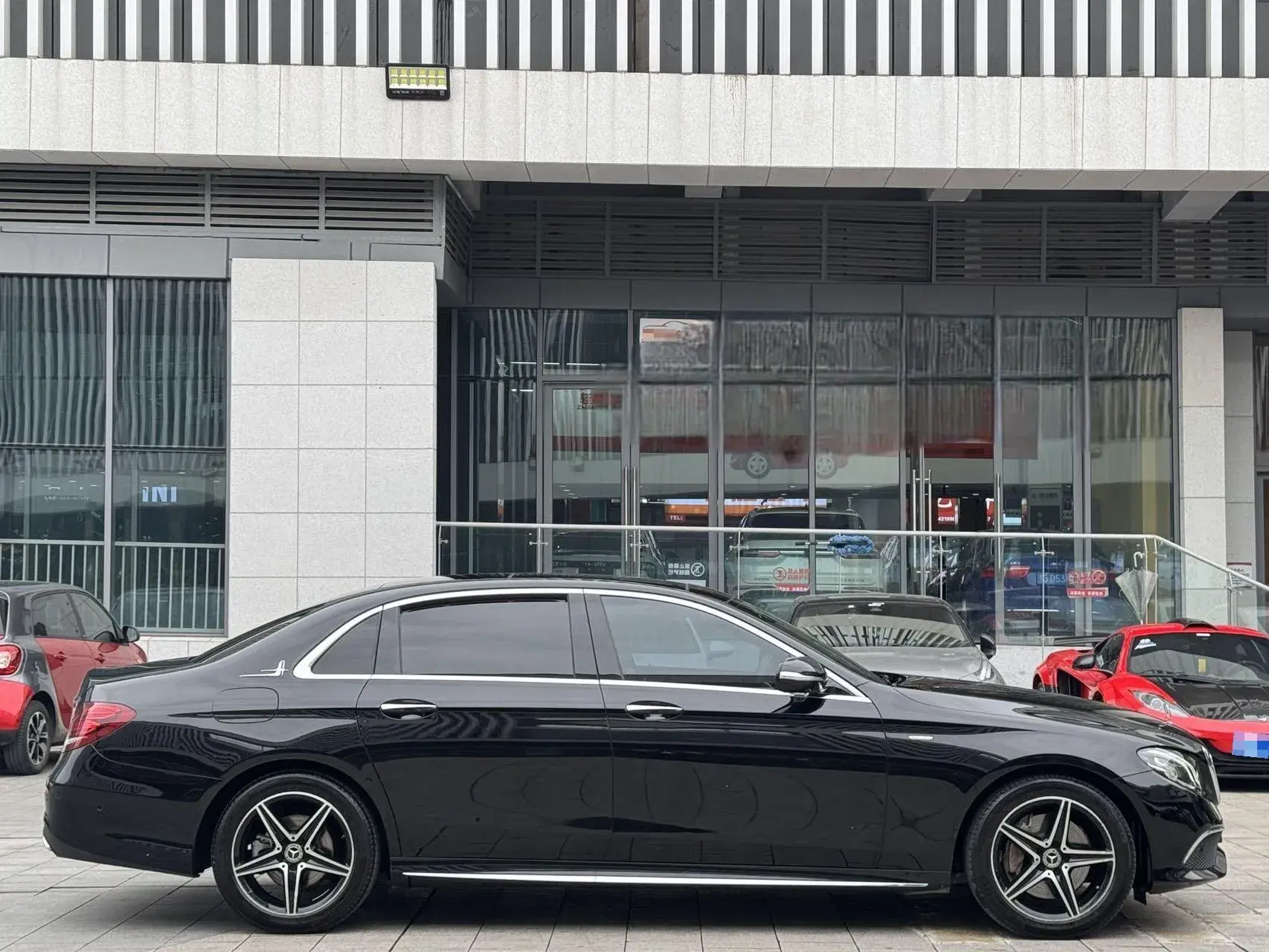 2020 MERCEDES-BENZ E thumbnail 3