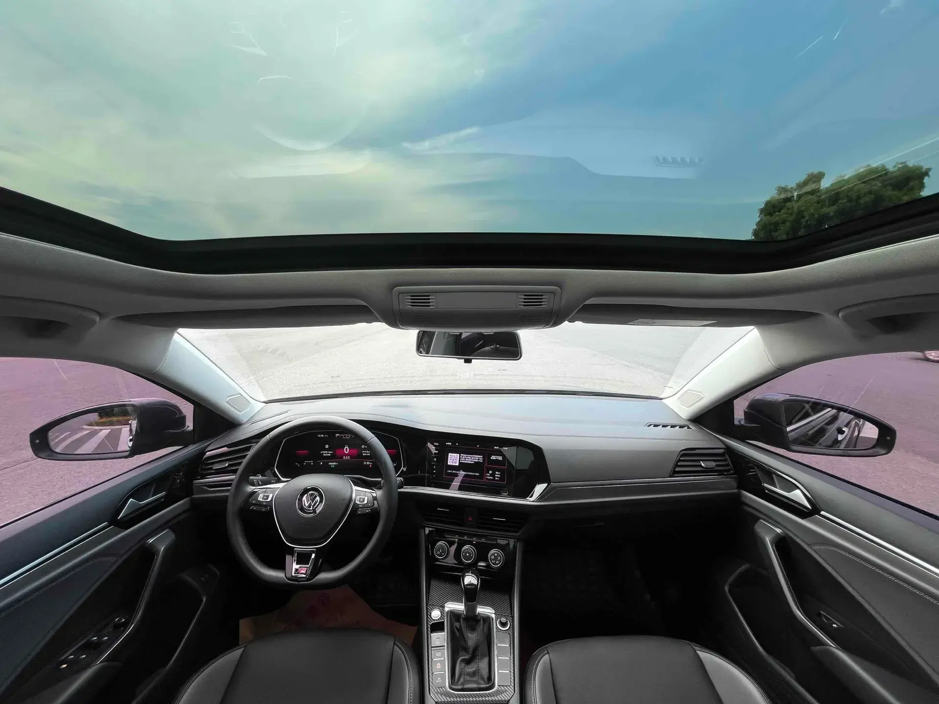 2021 VOLKSWAGEN SAGITAR thumbnail 4